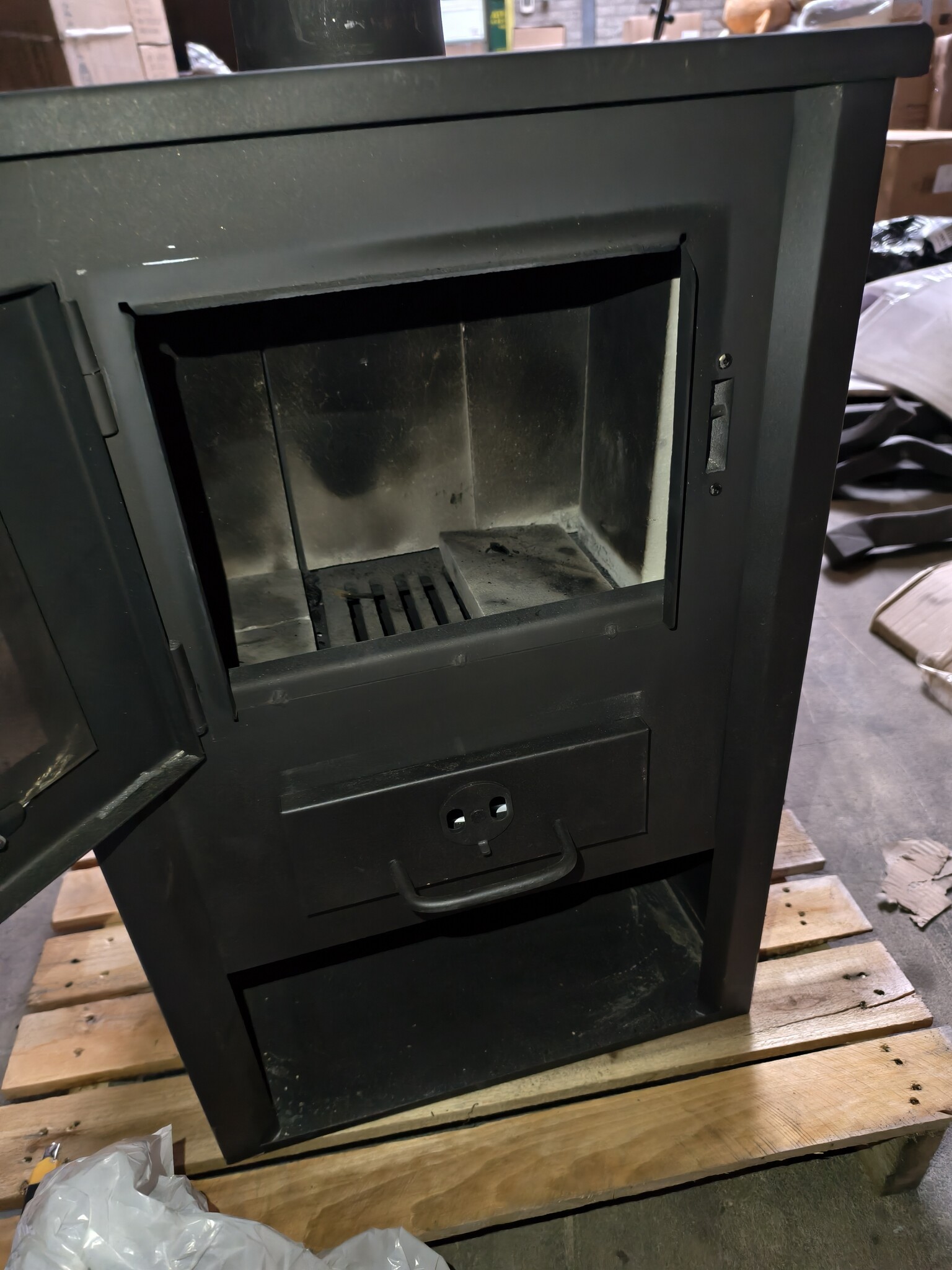 Houtkachel BLIST B1e Vrijstaand 12KW Staal - 51% Korting!