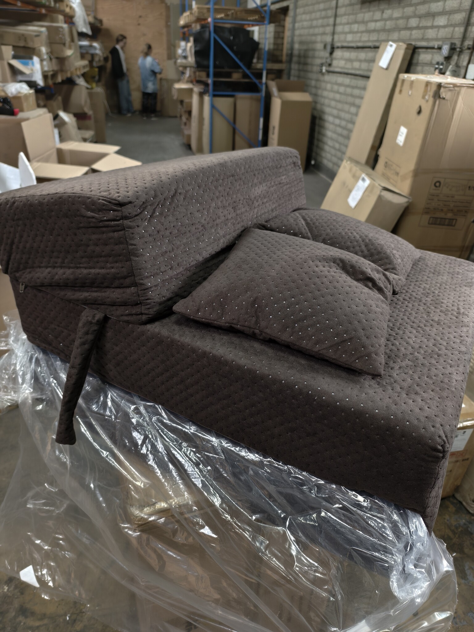 Luxe Logeermatras Bruin - 200x70x15 - 50% Korting! Compleet met kussens