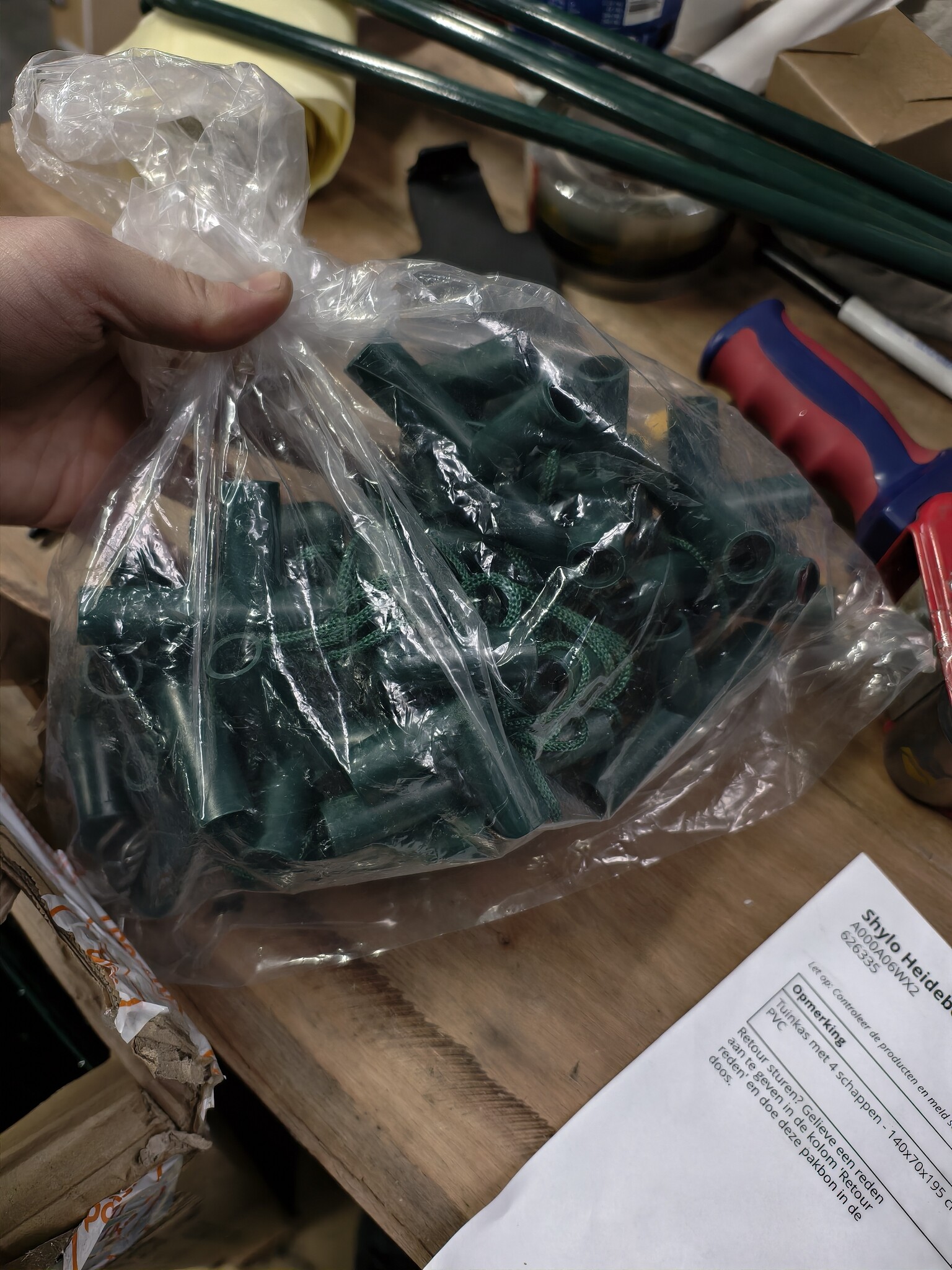 Tuinkas 4 Schappen - 140x70x195cm - PVC - 40% Korting!