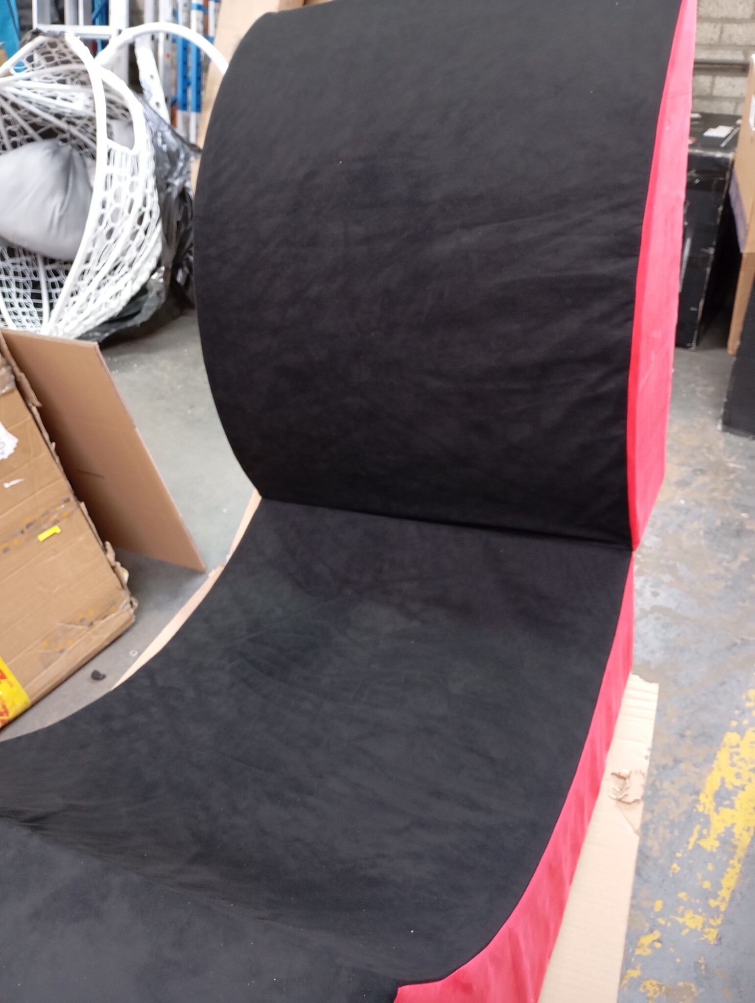 Relax Sofa Opvouwbaar Zwart/Rood - 70% Korting! Nu 1 beschikbaar!