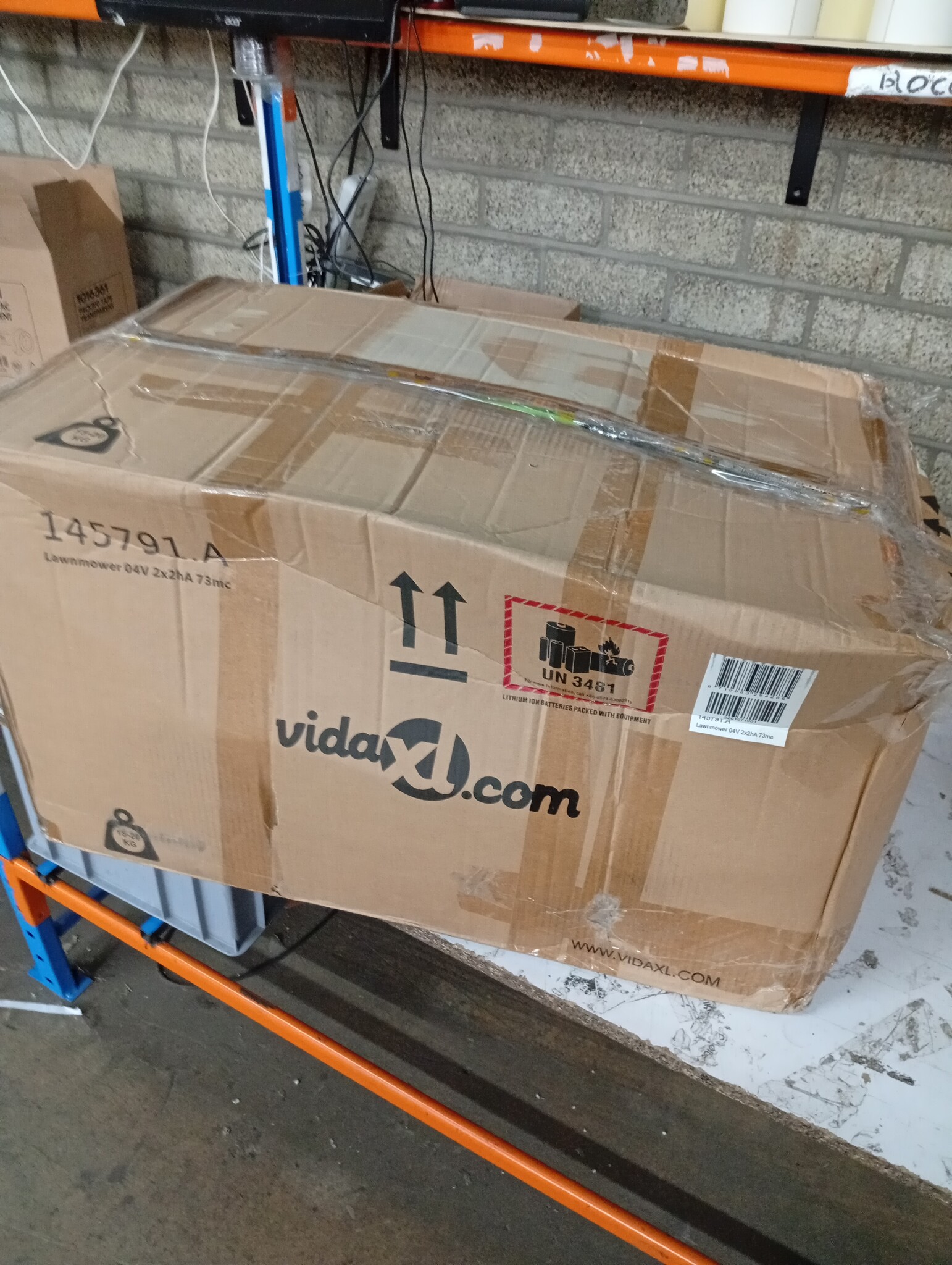 VidaXL Accugrasmaaier | 2x 20V Accu | 55% Korting | Kleine Krasjes