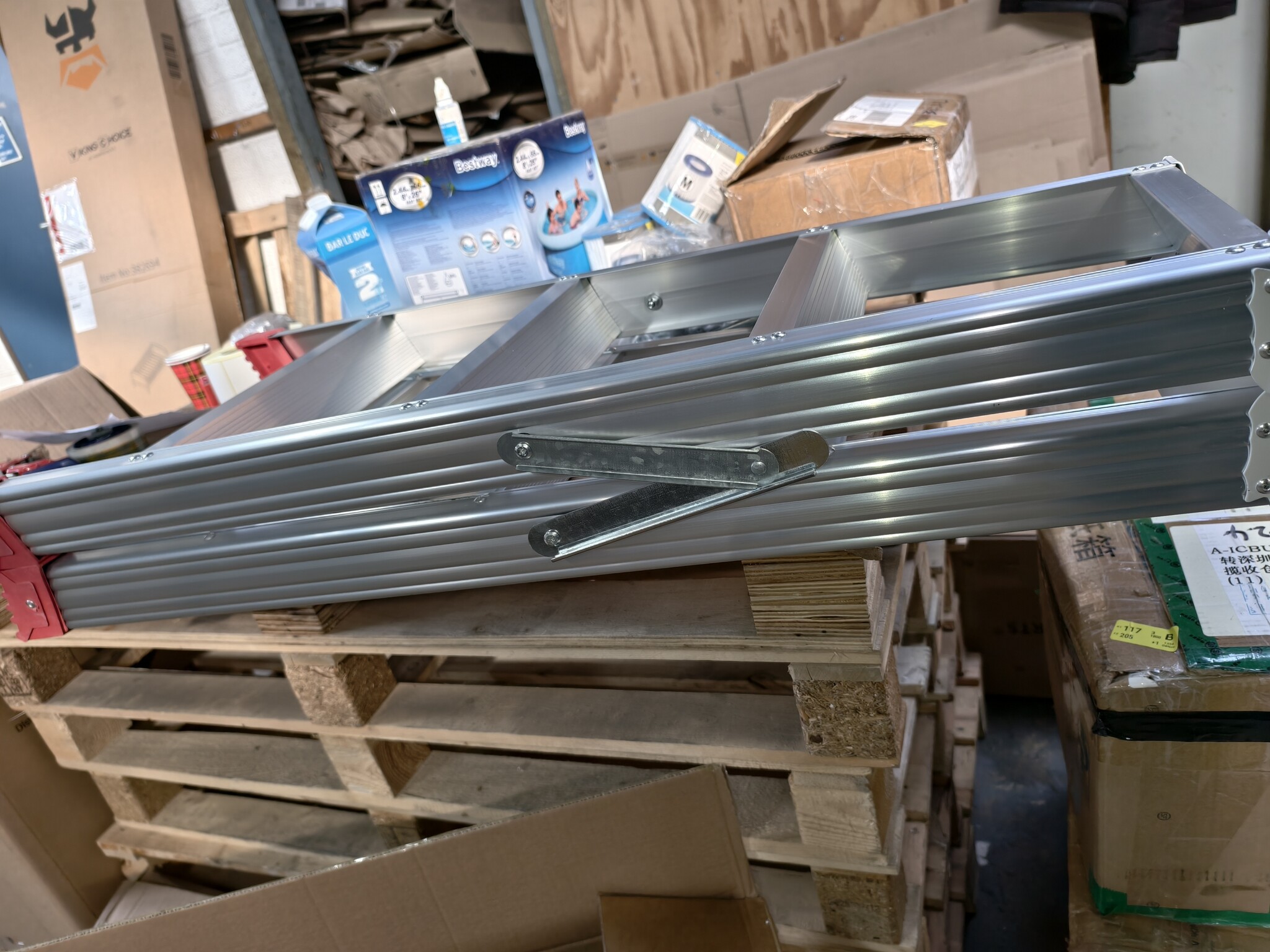 Huishoudtrap - ladder - 2x 4 treden - aluminium - 81 cm hoog