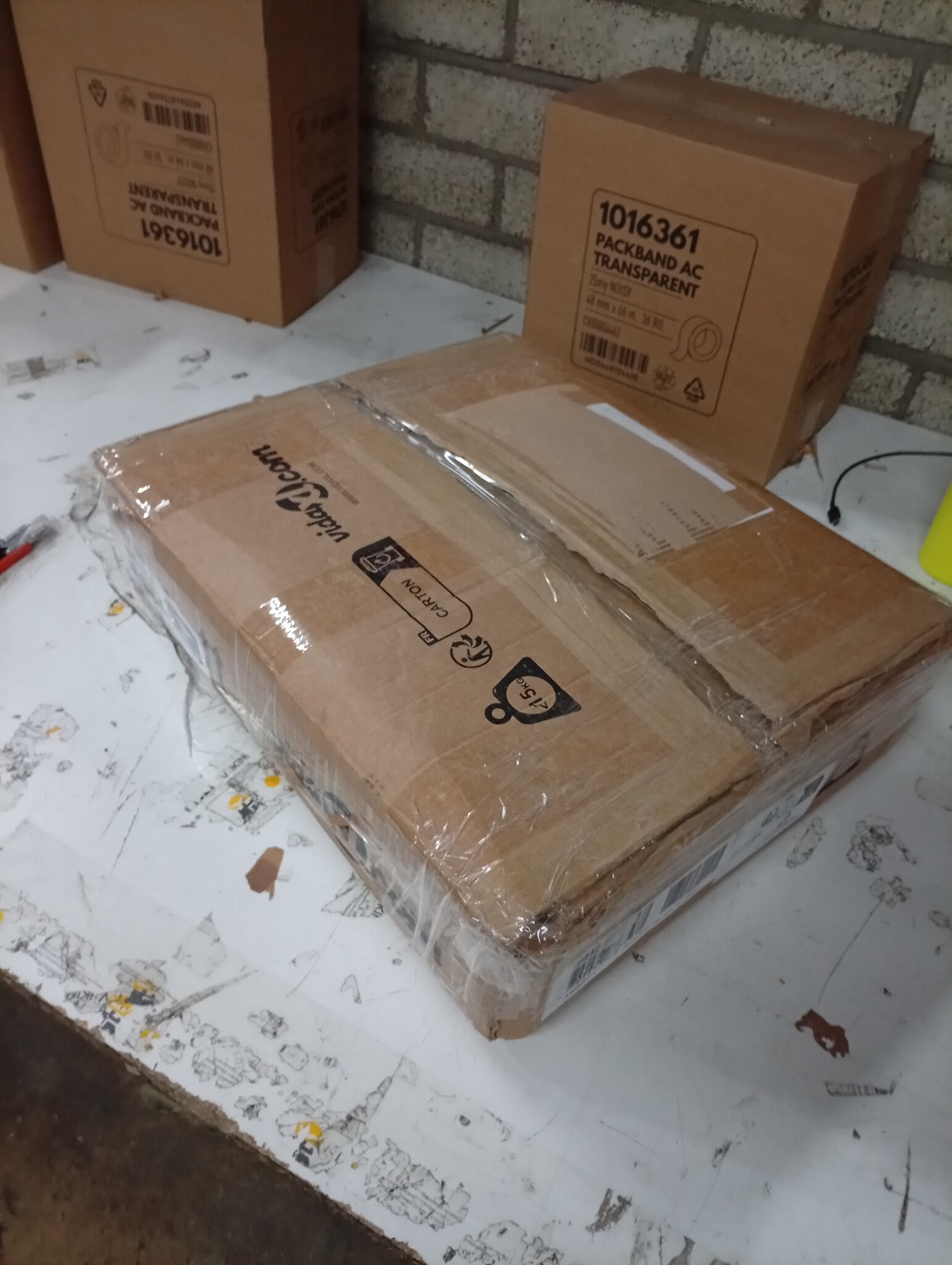 vidaXL Nachtkastje HAMAR 40x35x44,5 cm massief grenenhout lichtgrijs