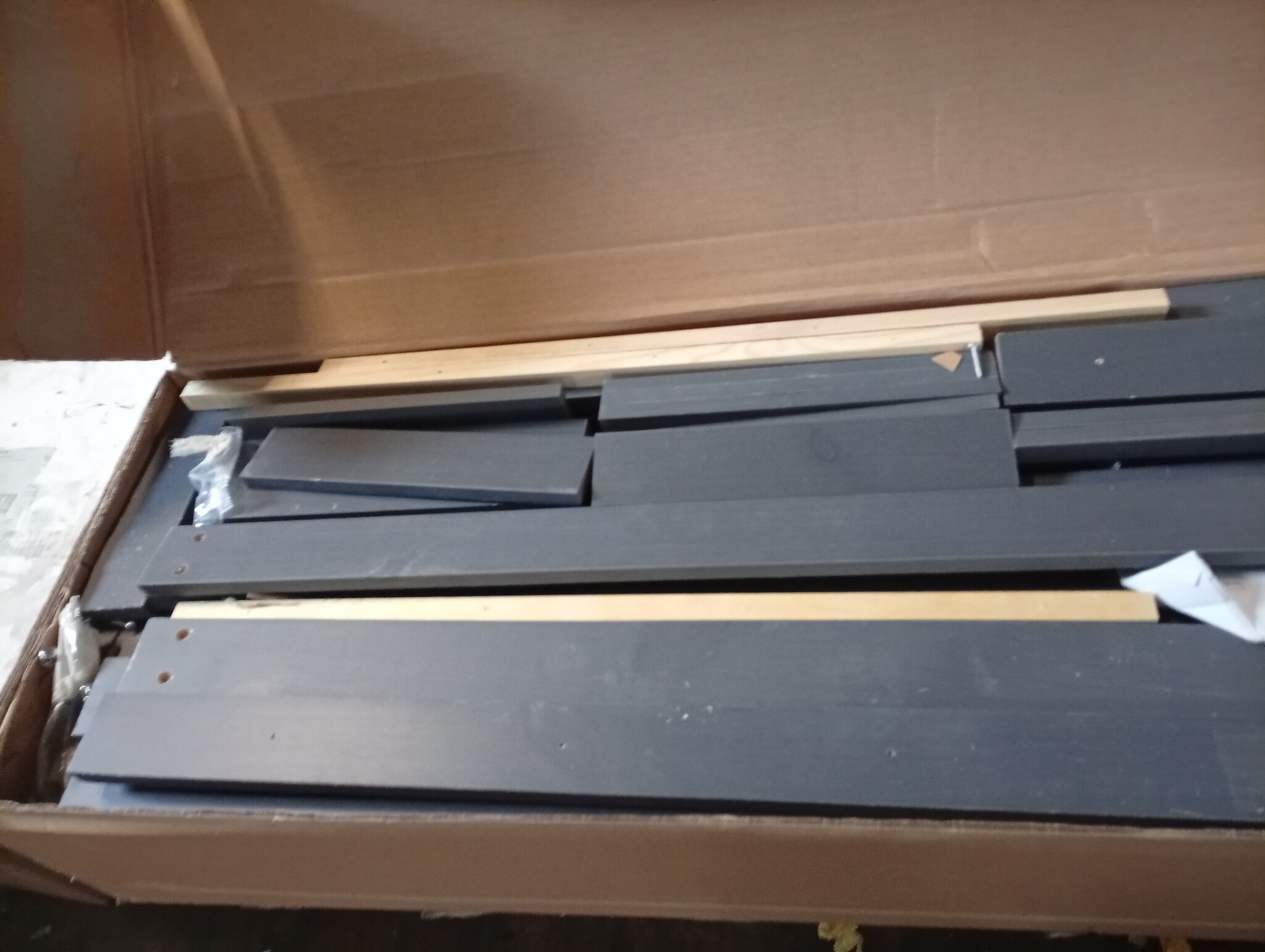 VidaXL Slaapbank Grenenhout Grijs - 55% Korting! (Incl. lichte schade)