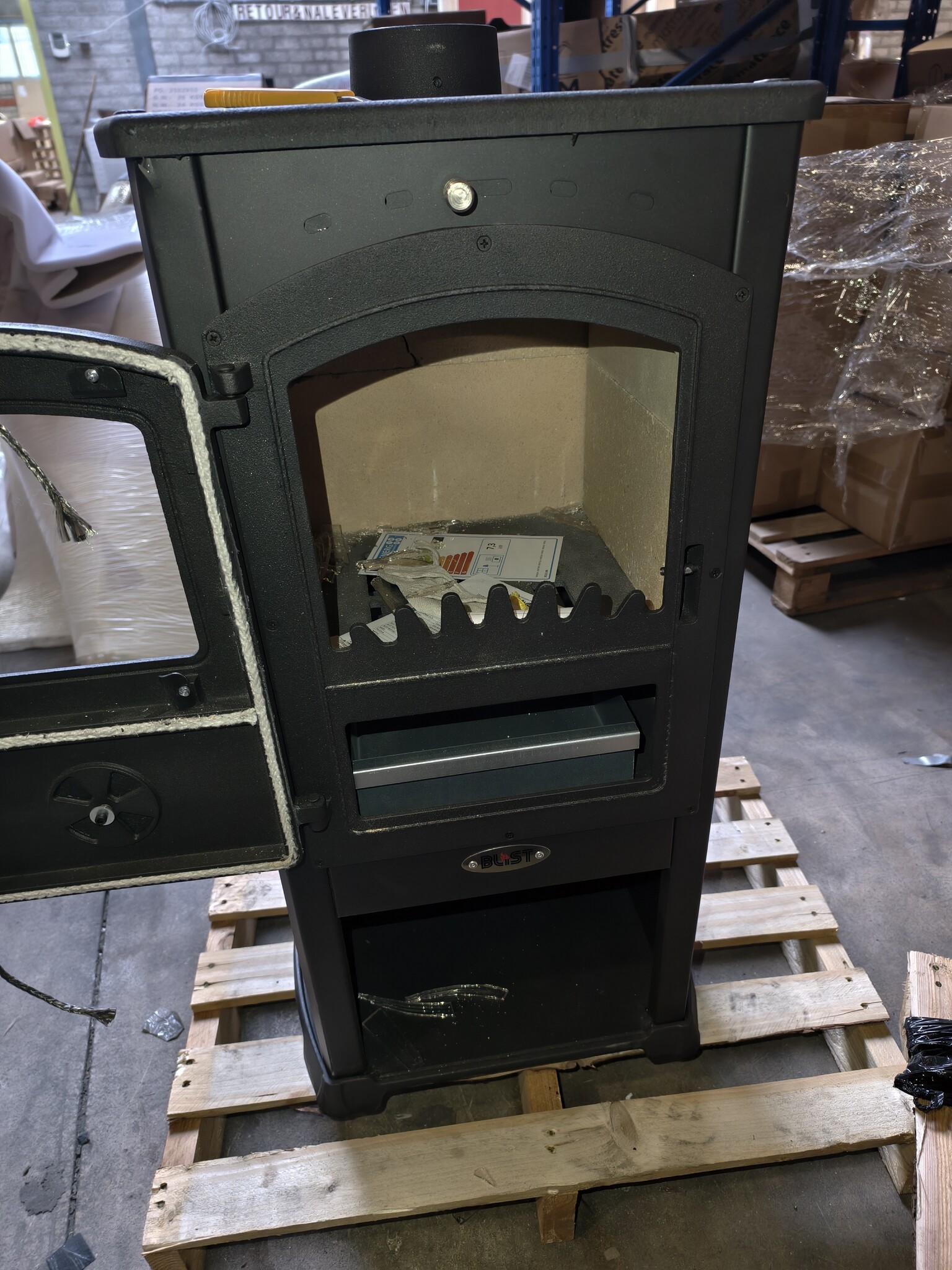 Houtkachel Koza Blist Zar 12kW - Energielabel A - Lichte Beschadigingen