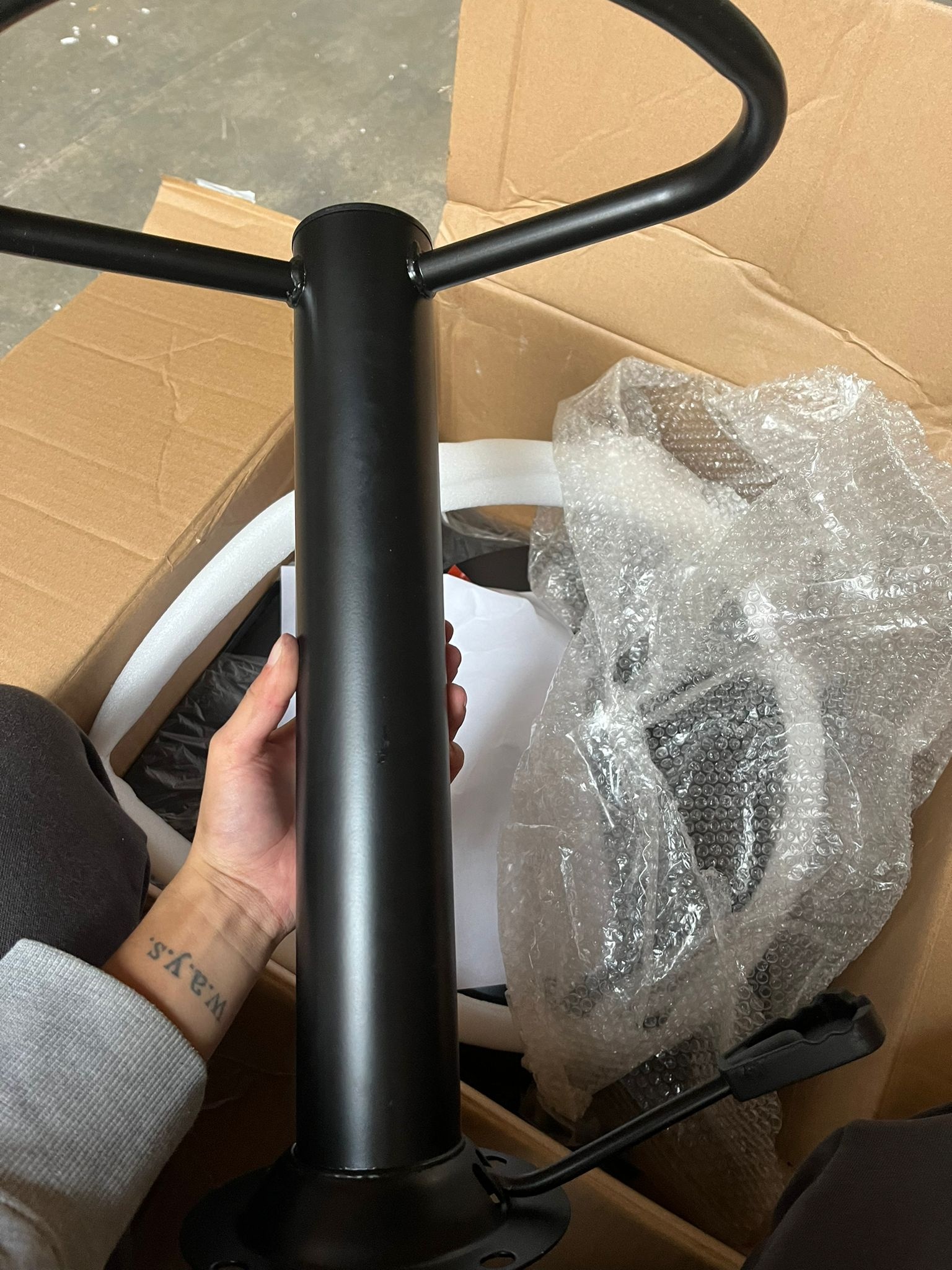 52% Korting! Draaibare Barkruk - Zwart Kunstleer - Hoogte 54-76 cm