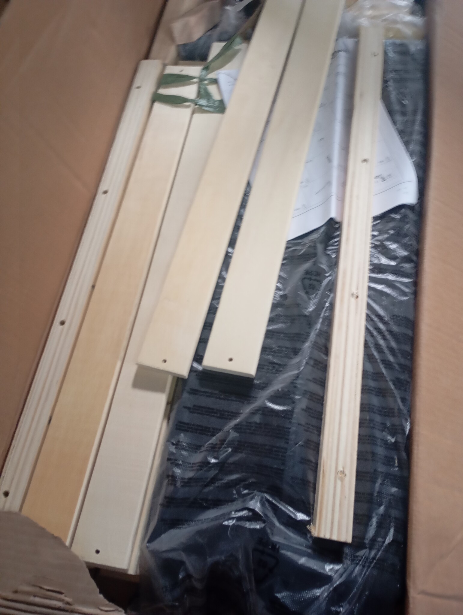 vidaXL Bedframe Zwart 140x200cm - 55% Korting! Lichte Krasjes