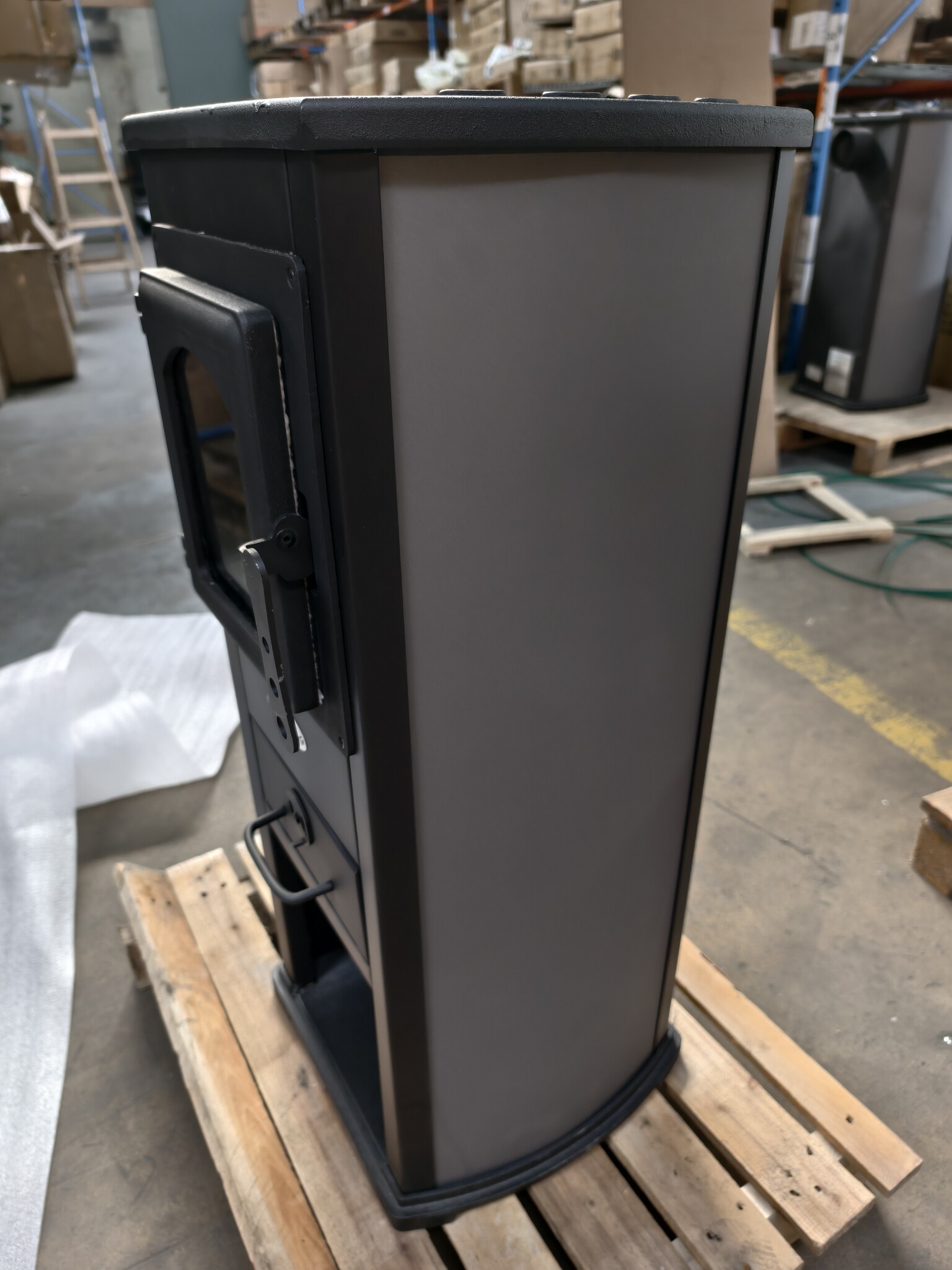 Houtkachel Antraciet 6.6-8.5kW - 40% Korting!