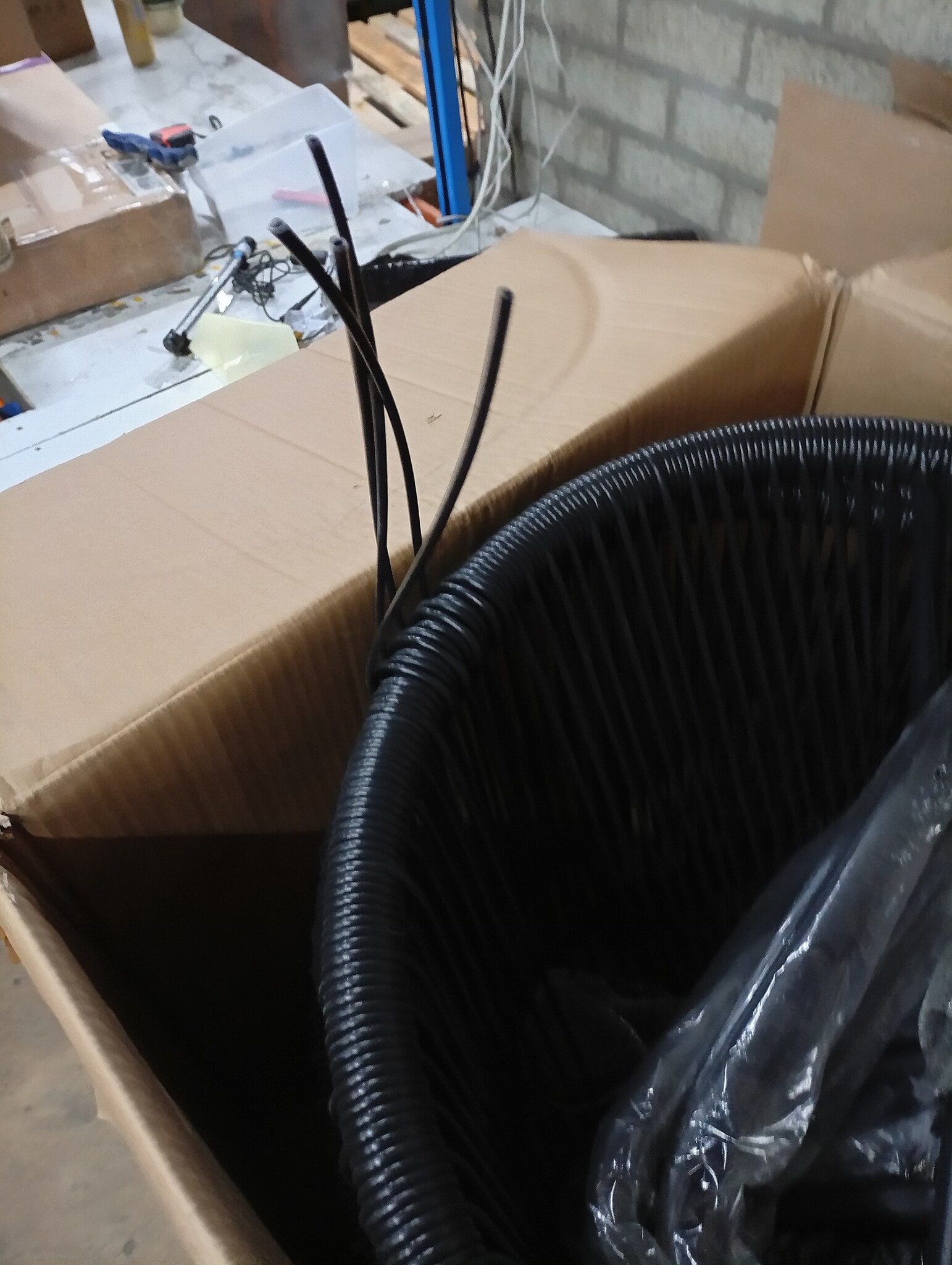 VidaXL Tuinstoelen 2 st PE-rattan Zwart - 60% Korting! Kleine Kras