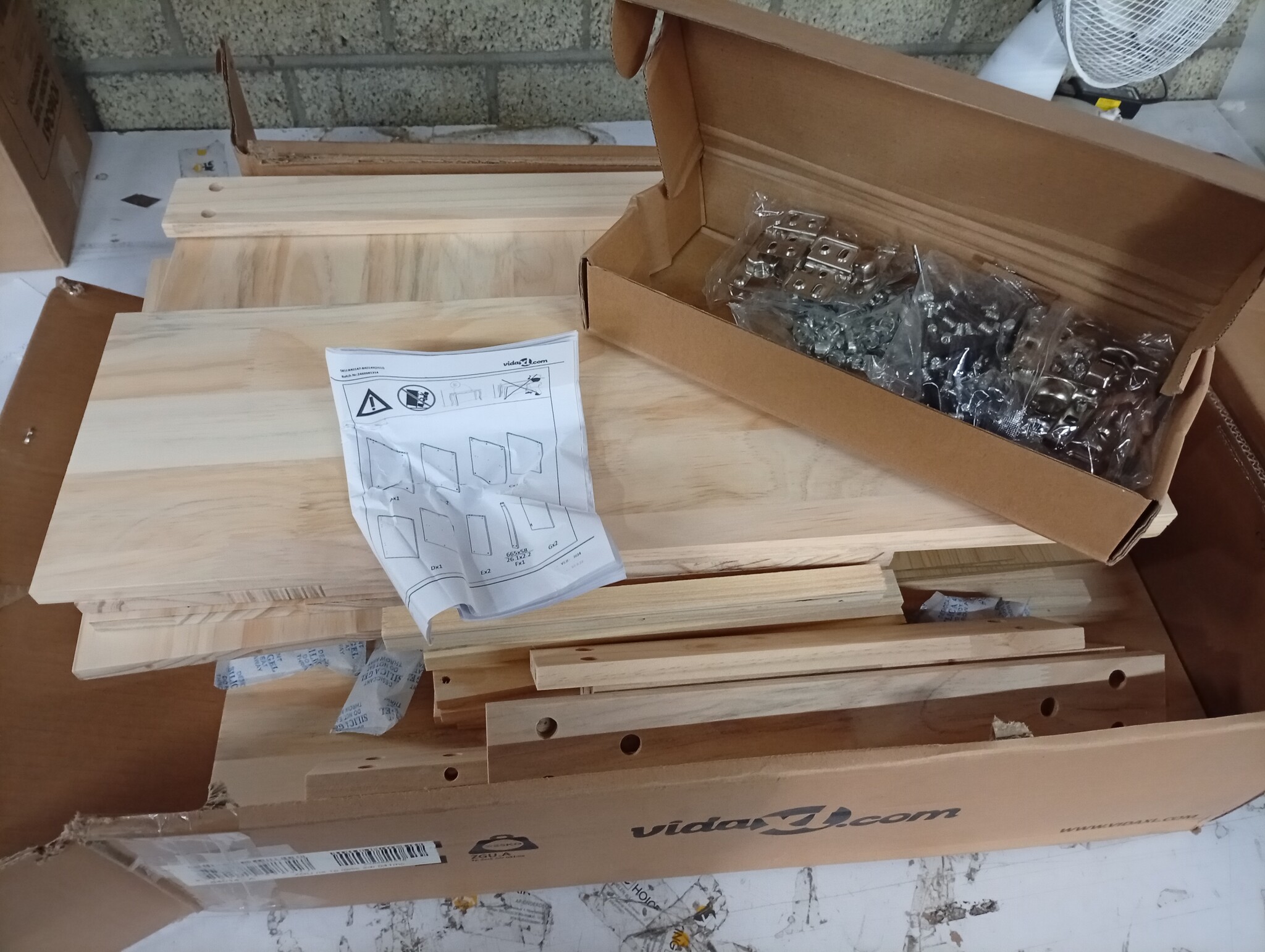 VidaXL Bureau Massief Grenenhout 140x50x75cm | 55% Korting! (Nieuwstaat)