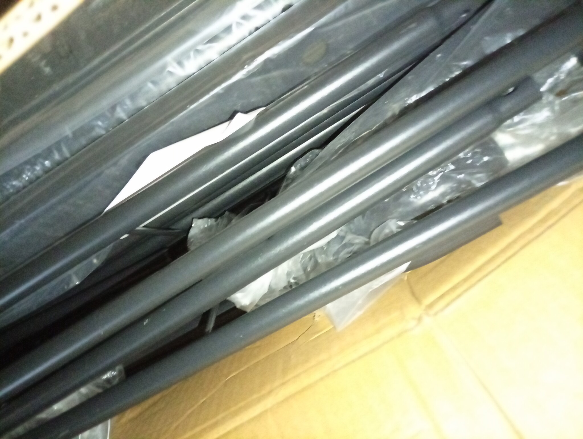 vidaXL Bedframe Metaal Zwart 135x190 - 55% Korting! Exclusief!