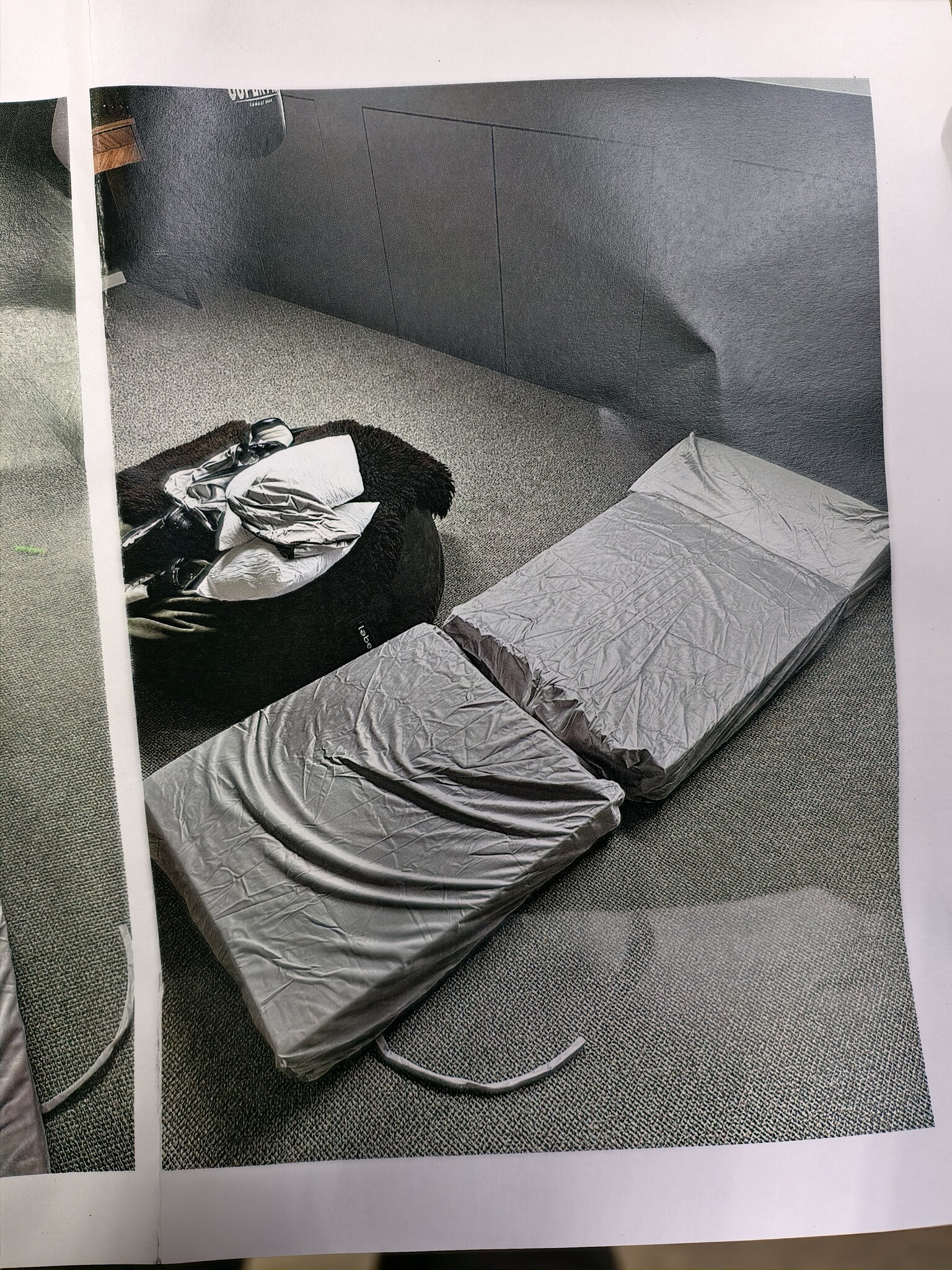 Logeermatras met kussen - 70cm x 200cm x 15cm - Opvouwbaar - Grijs