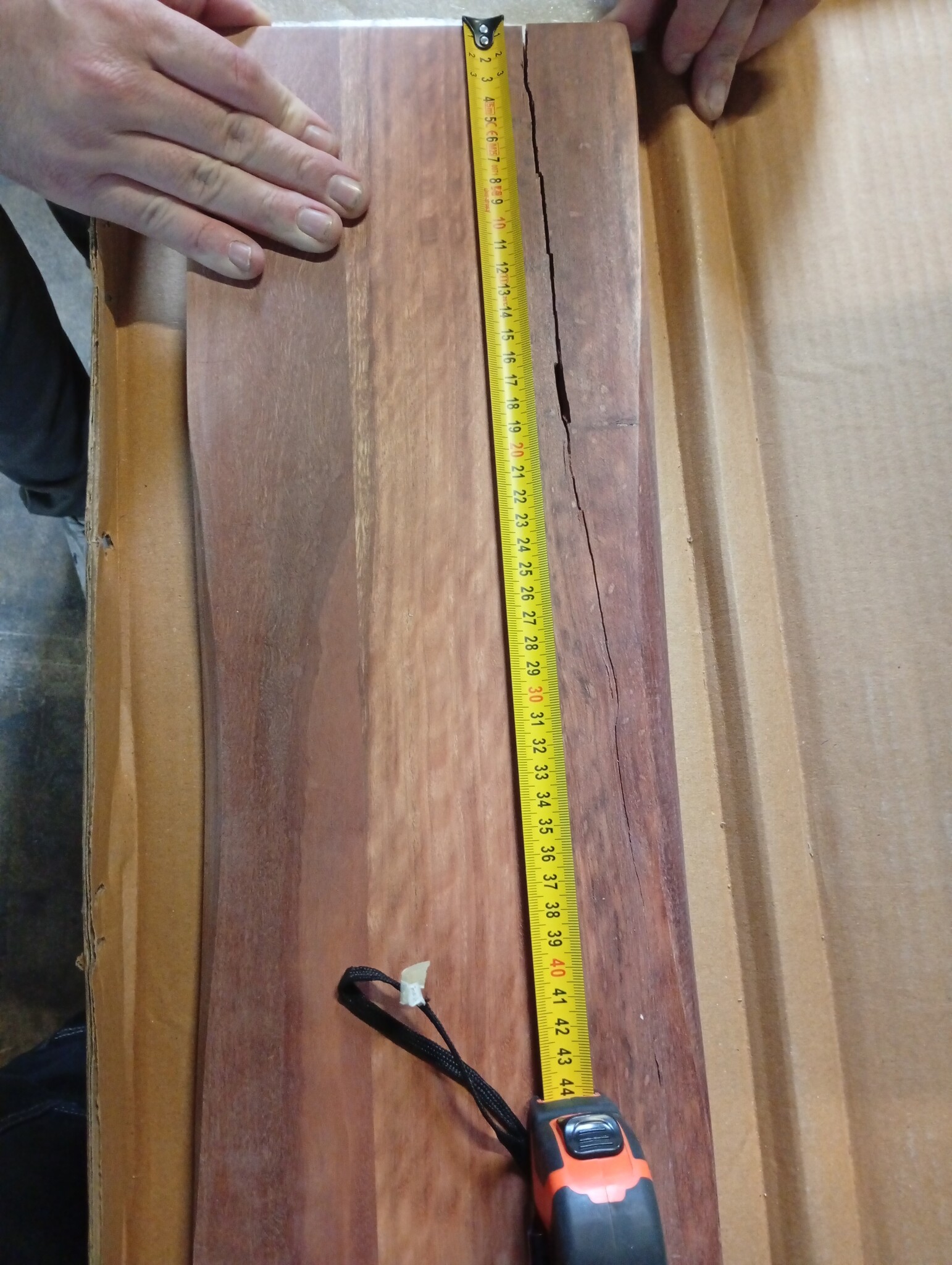 VidaXL Wandschap Acaciahout - 60% Korting! Uniek & Stevig