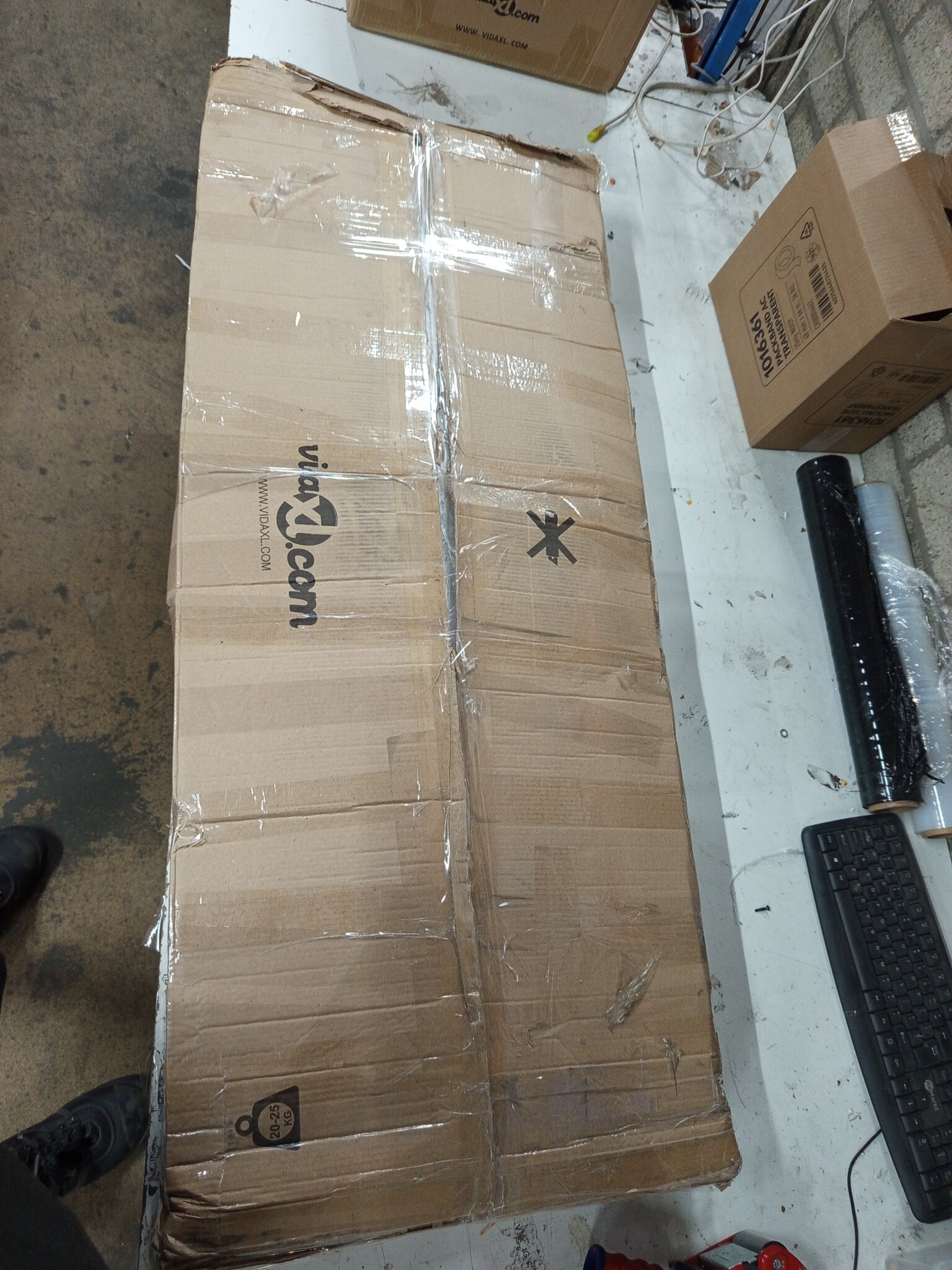 vidaXL Bureau Hill Grenenhout (120x50x74cm) - 55% Korting!