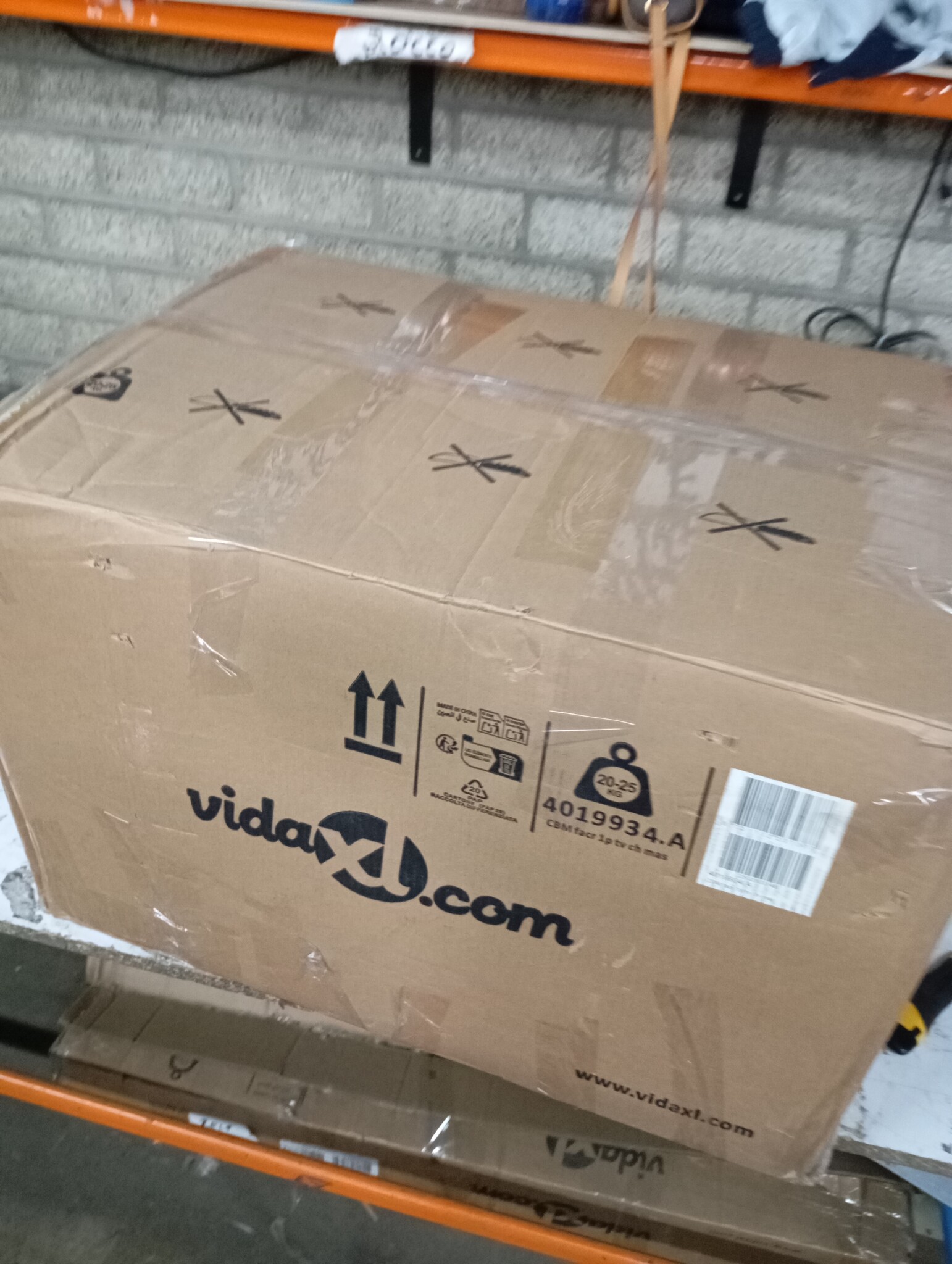 vidaXL Massagestoel verstelbaar stof crèmekleurig