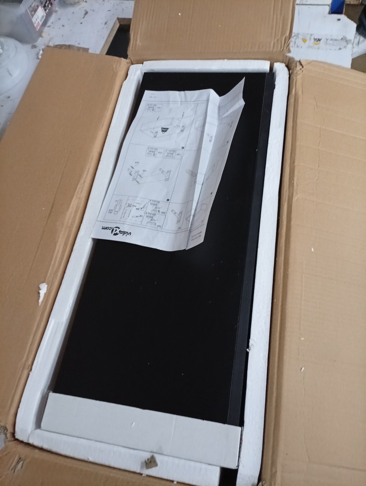 vidaXL Wandschap met lade 60x23,5x10 cm MDF zwart