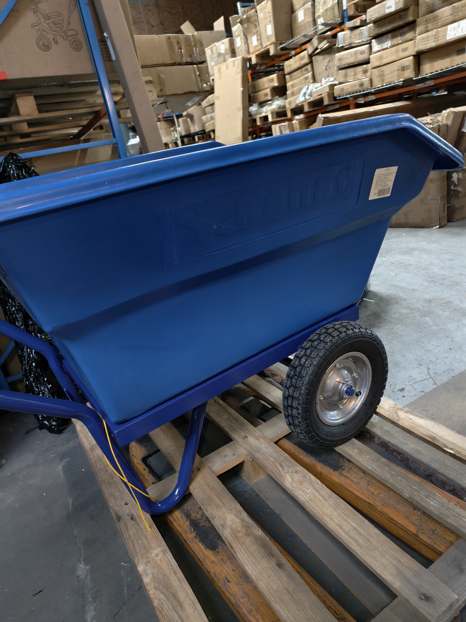 Kruiwagen 300L Kunststof Kiepbak - 40% Korting! Sterk & Duurzaam