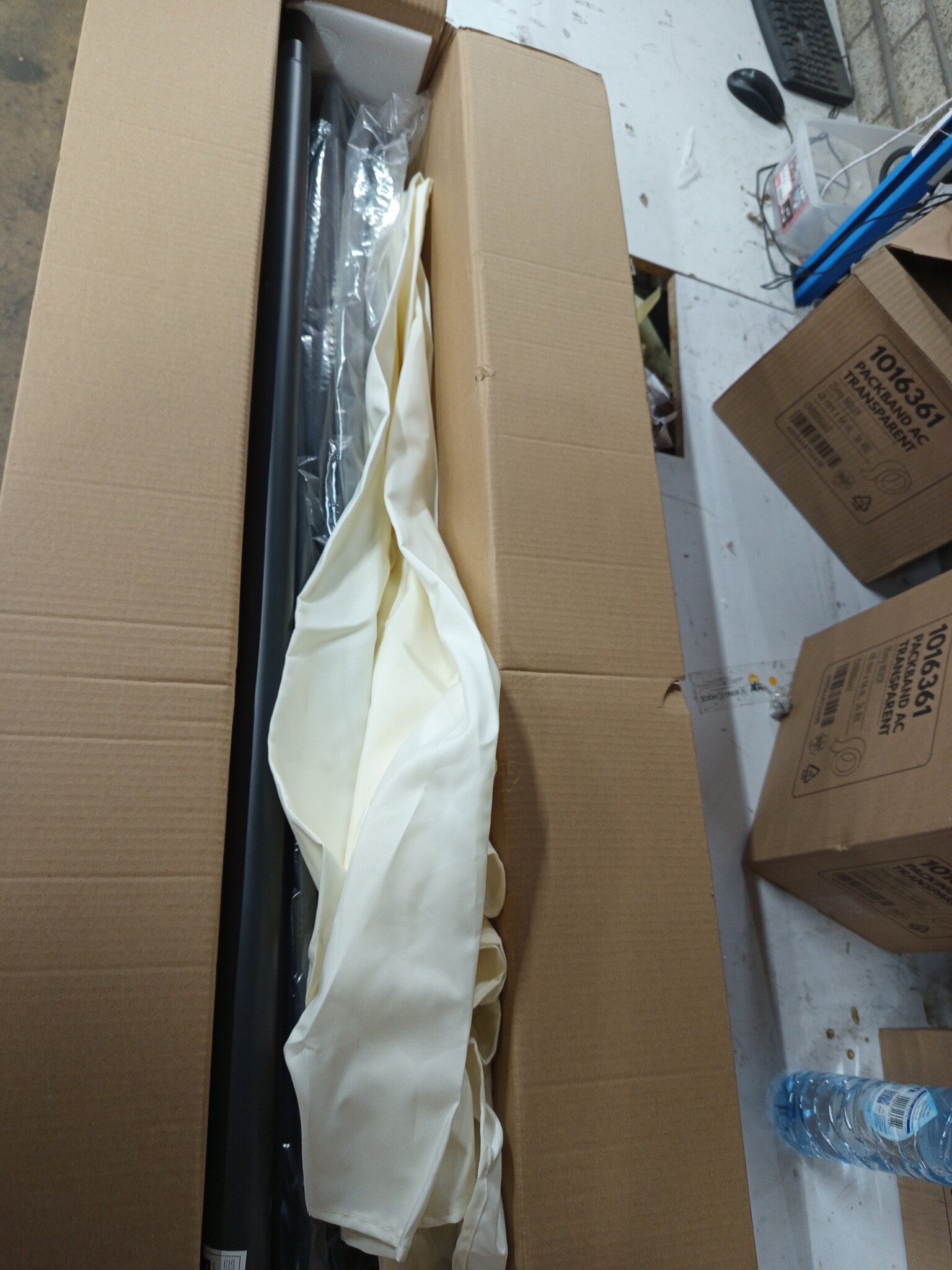 vidaXL Parasol met metalen paal 390 cm zandwit