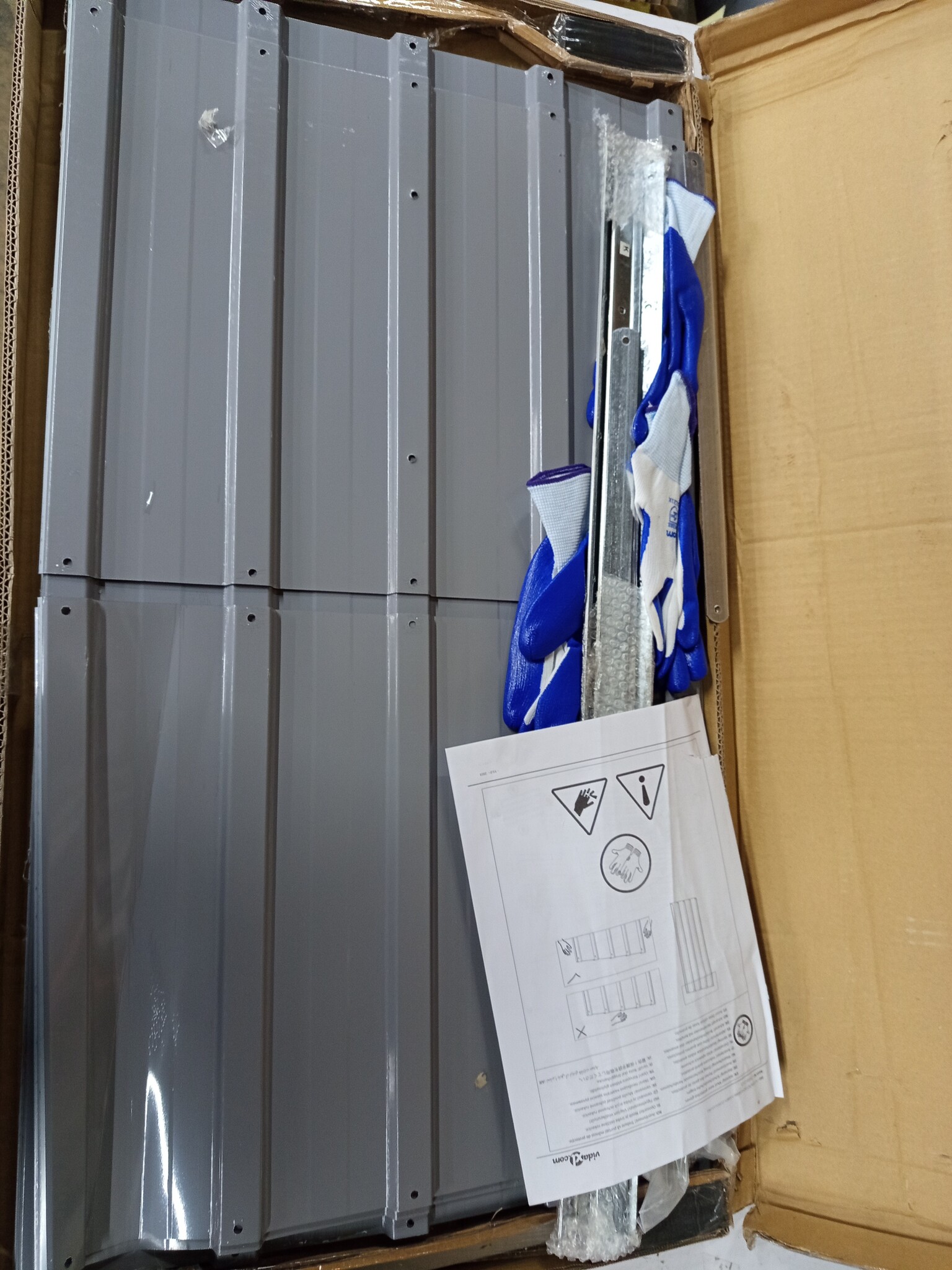 vidaXL Verhoogde Plantenbak 240x40x77cm - 60% KORTING! (Lichte Deuken)