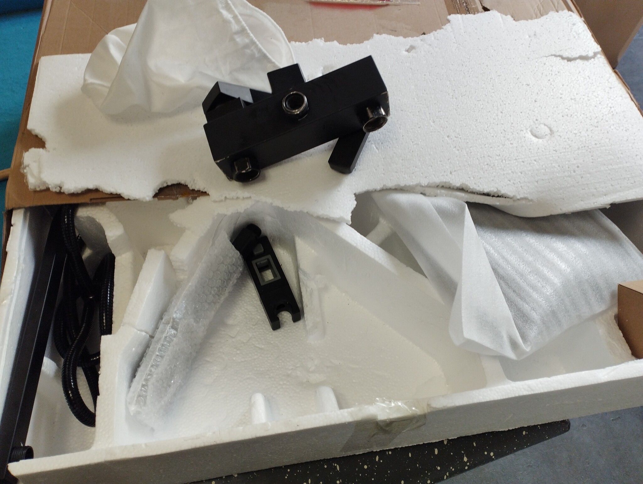 Zwarte Doucheset met Badkraan & Regendouche - 60% Korting!