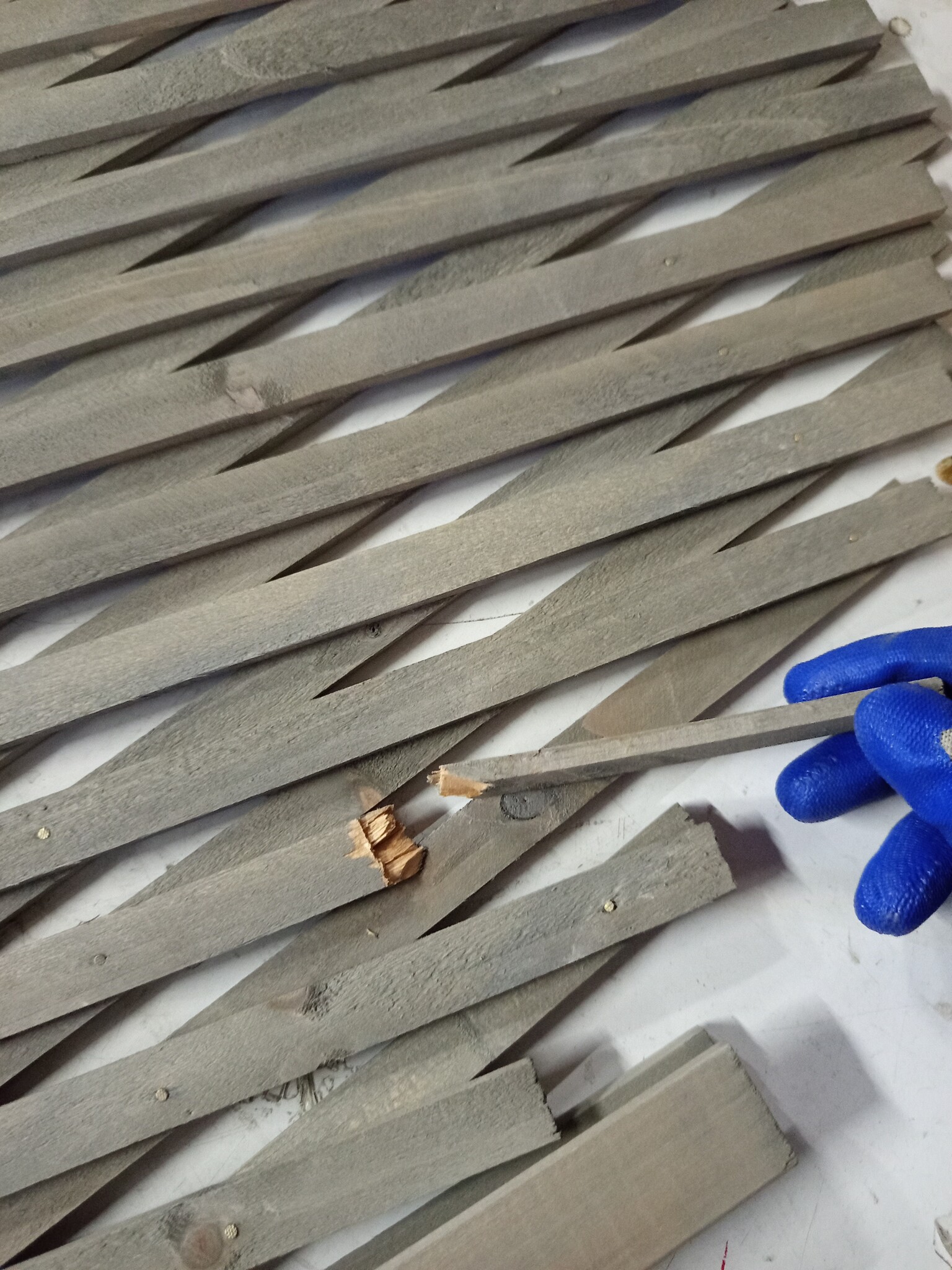 VidaXL Tuinlatwerk 1,8x1m Vurenhout Grijs | 60% Korting! (Lichte Schade)