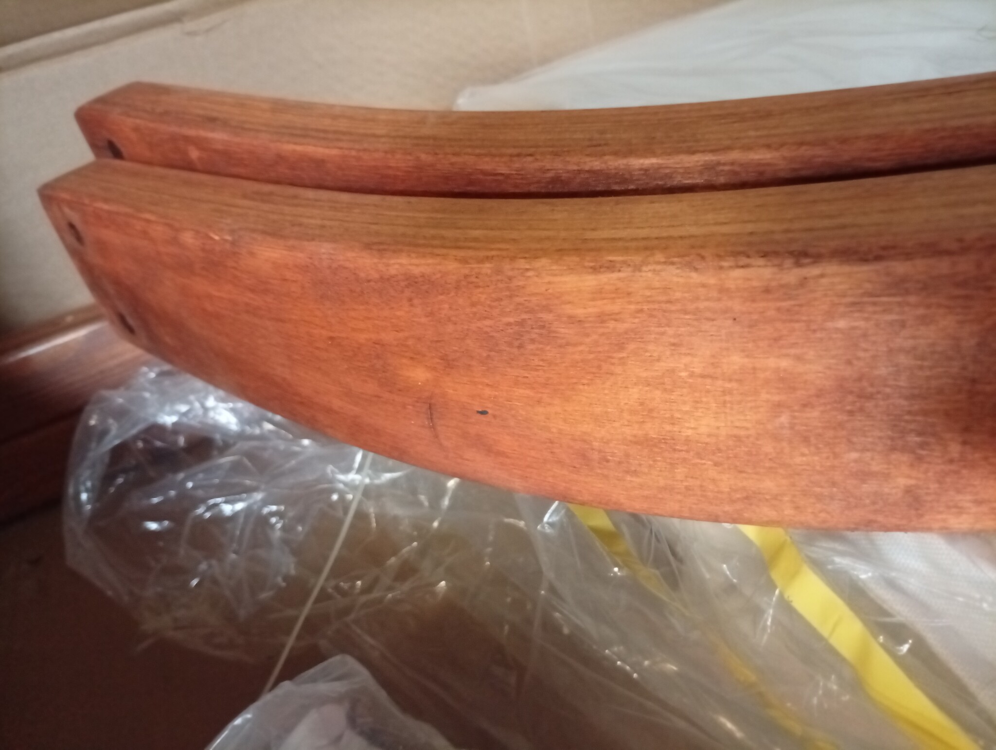 vidaXL Schommelstoel Gebogen Hout met Kussen - 55% Korting!