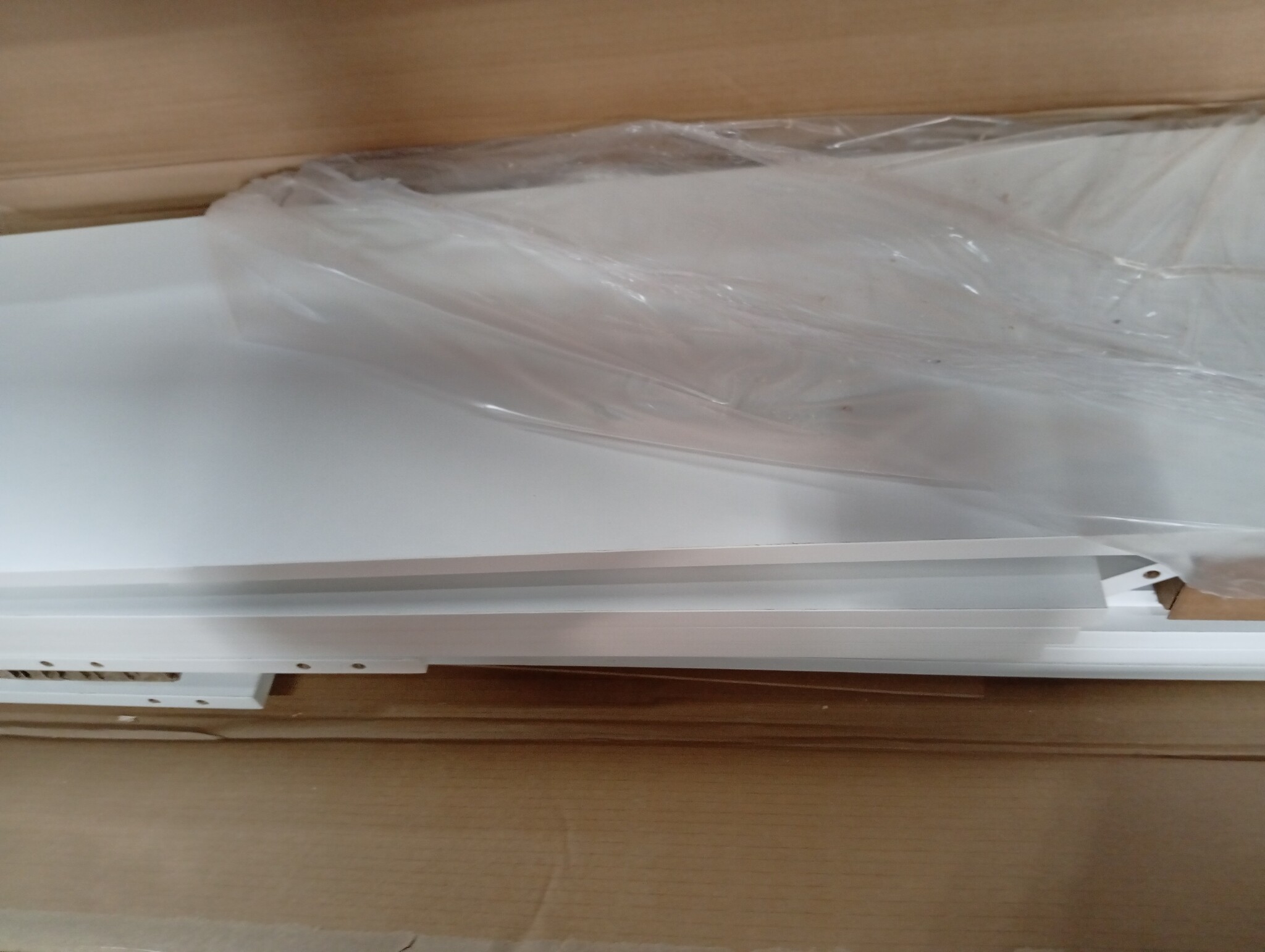 vidaXL Dressoir Wit Bew. Hout 102x33x75 cm - 55% Korting! Kleine Krassen