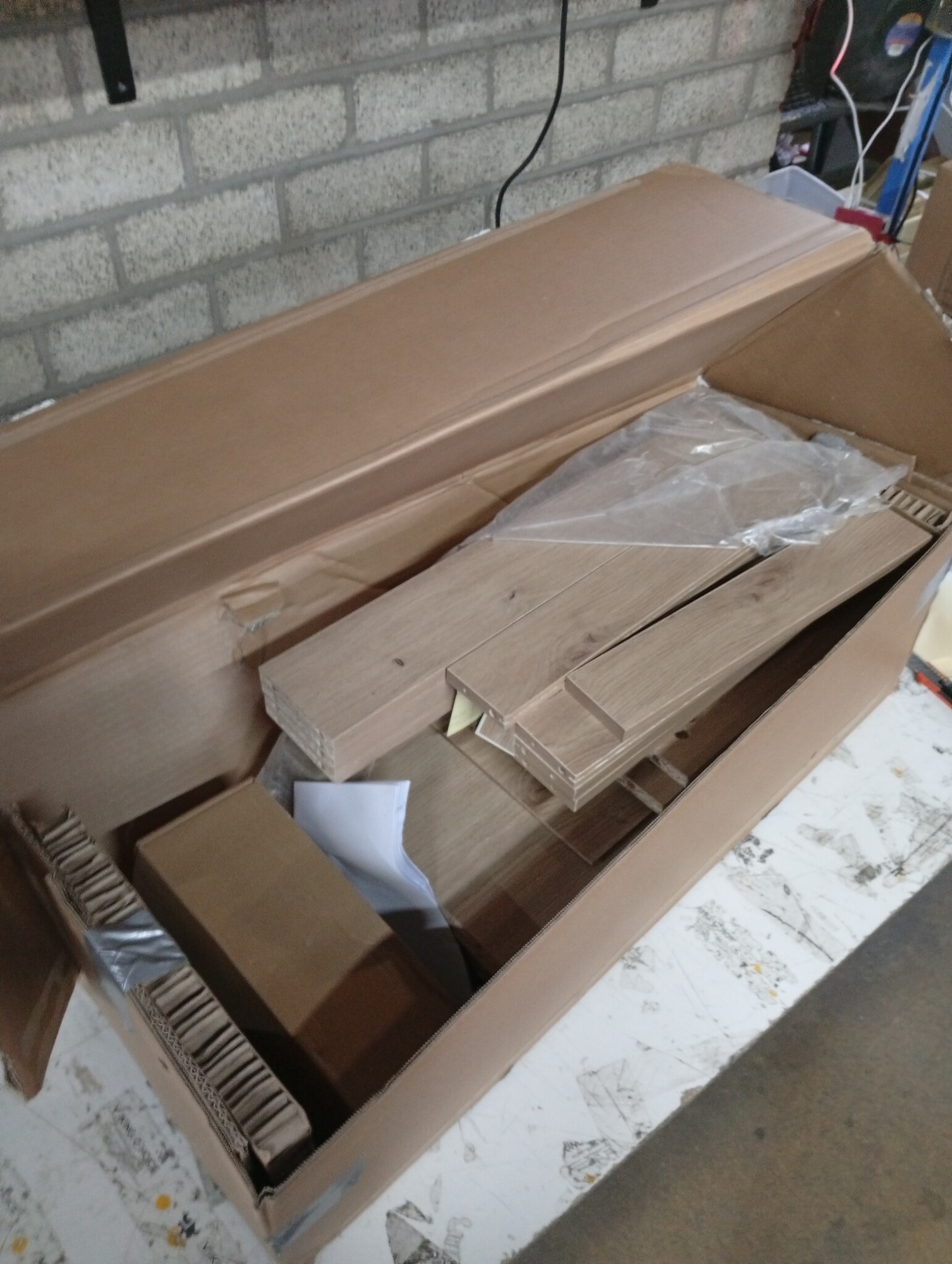 VidaXL Dressoir Artisanaal Eiken 120cm - 60% Korting! (Met Lichte Schade)