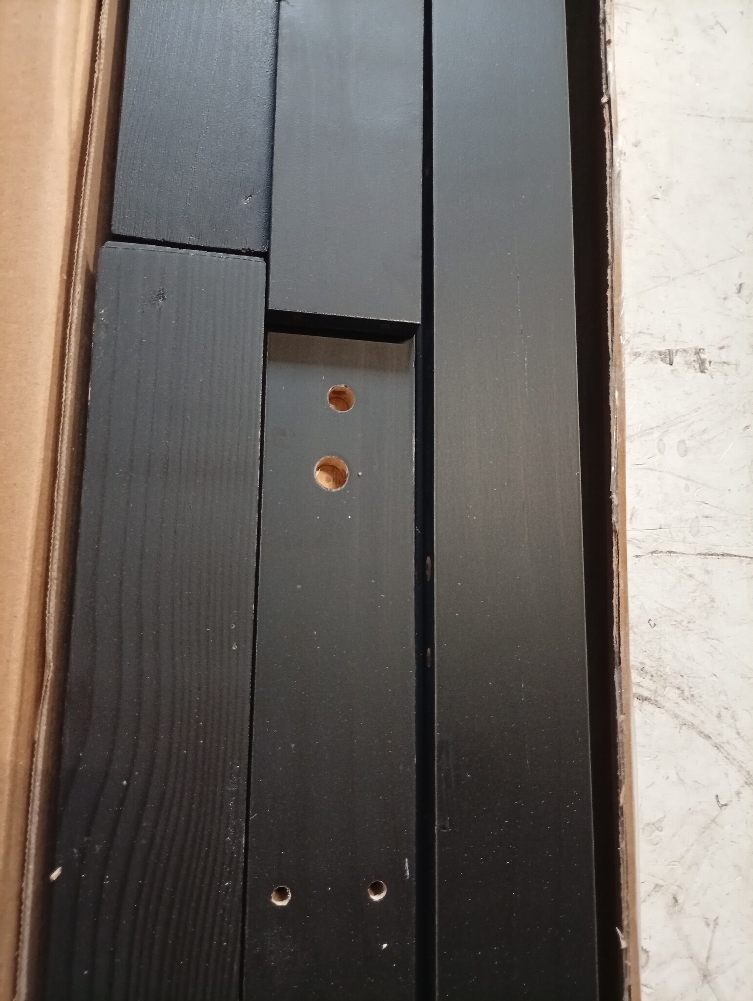 VidaXL Tuintafel Grenenhout Zwart 82,5x50,5x45 cm - NU 64% KORTING!