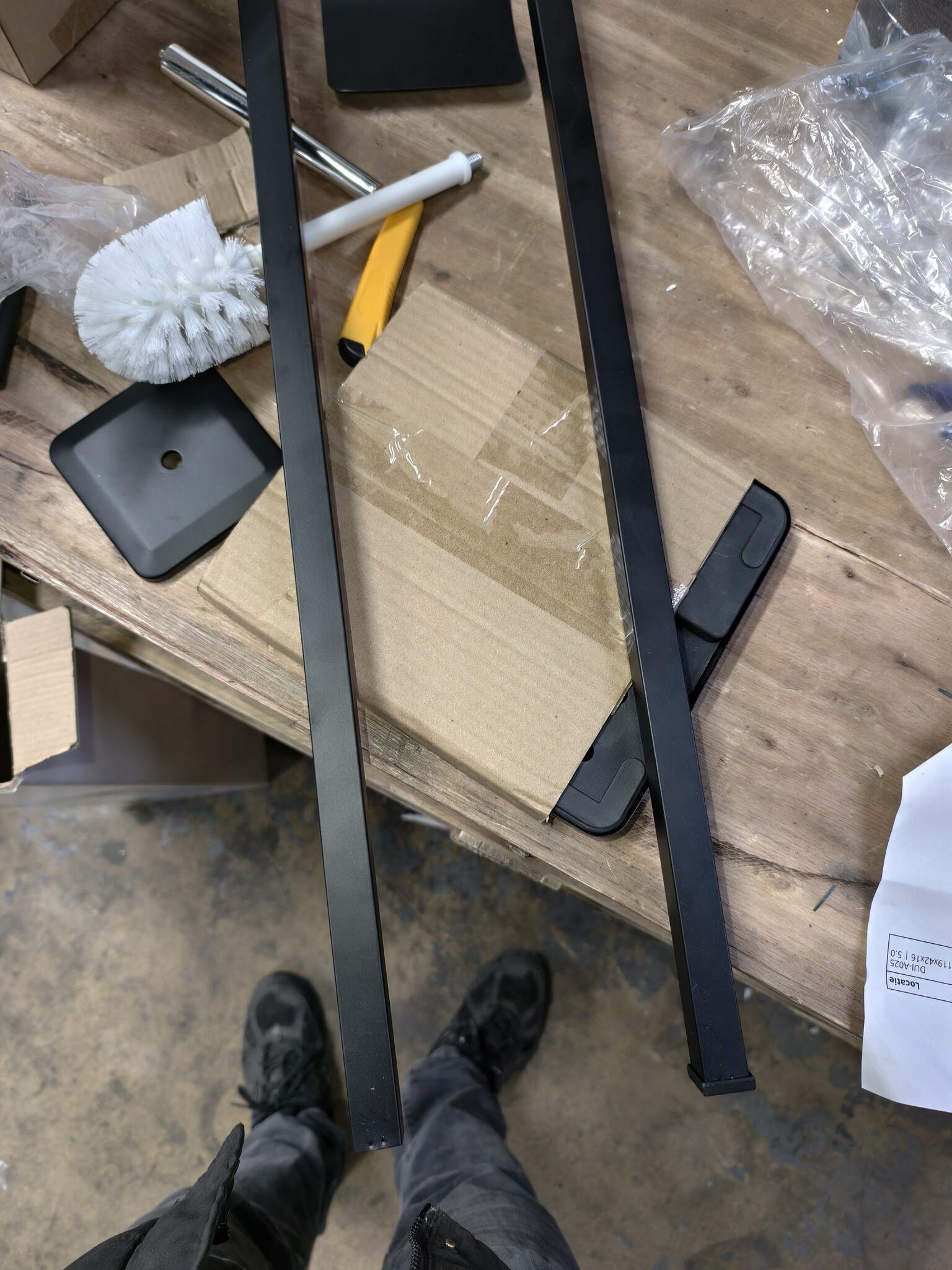 WC Rolhouder met Borstel (Zwart) - 40% Korting!