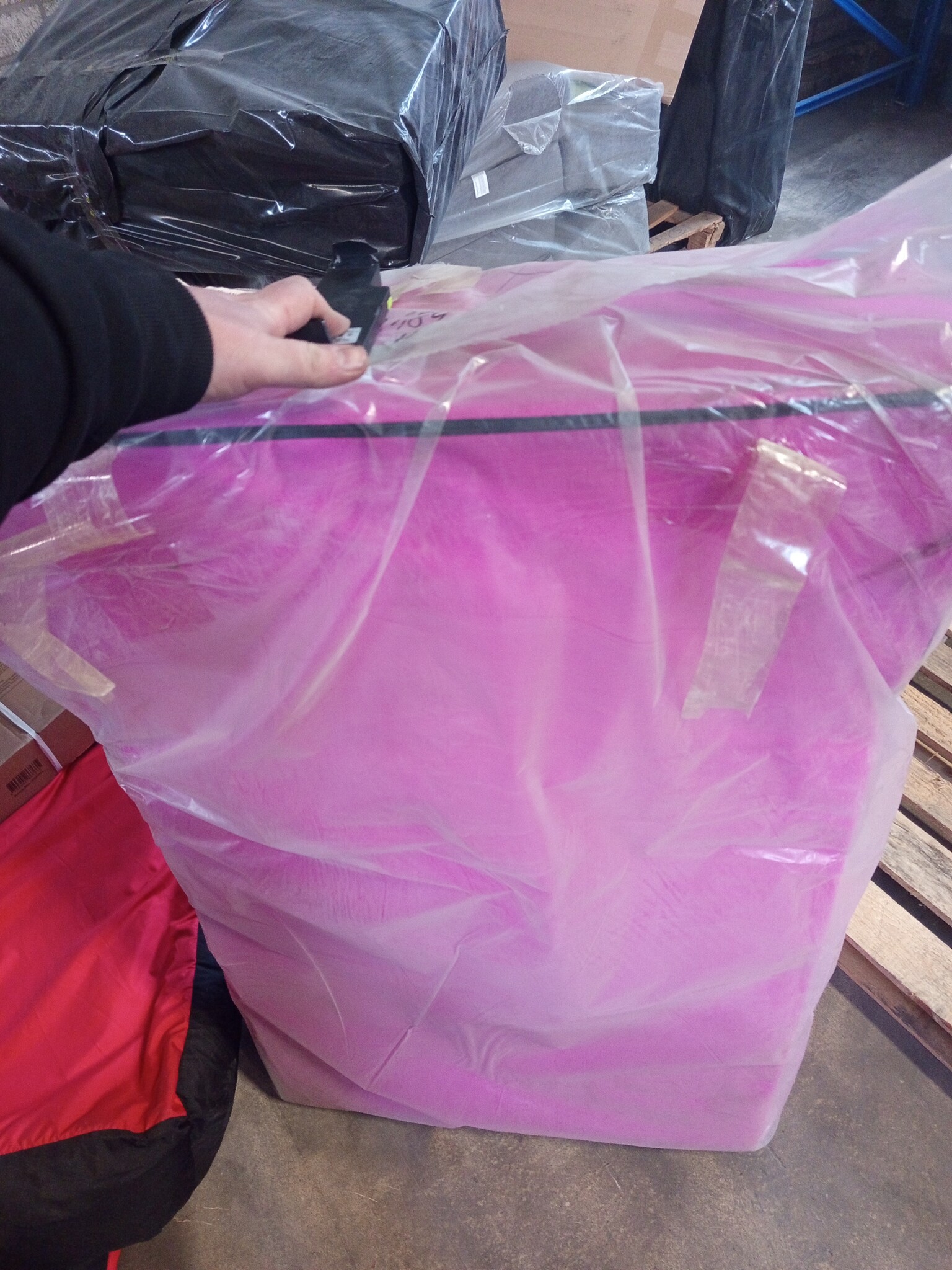 Luxe Logeermatras Roze 200x70x15cm - 46% Korting! Nieuw!