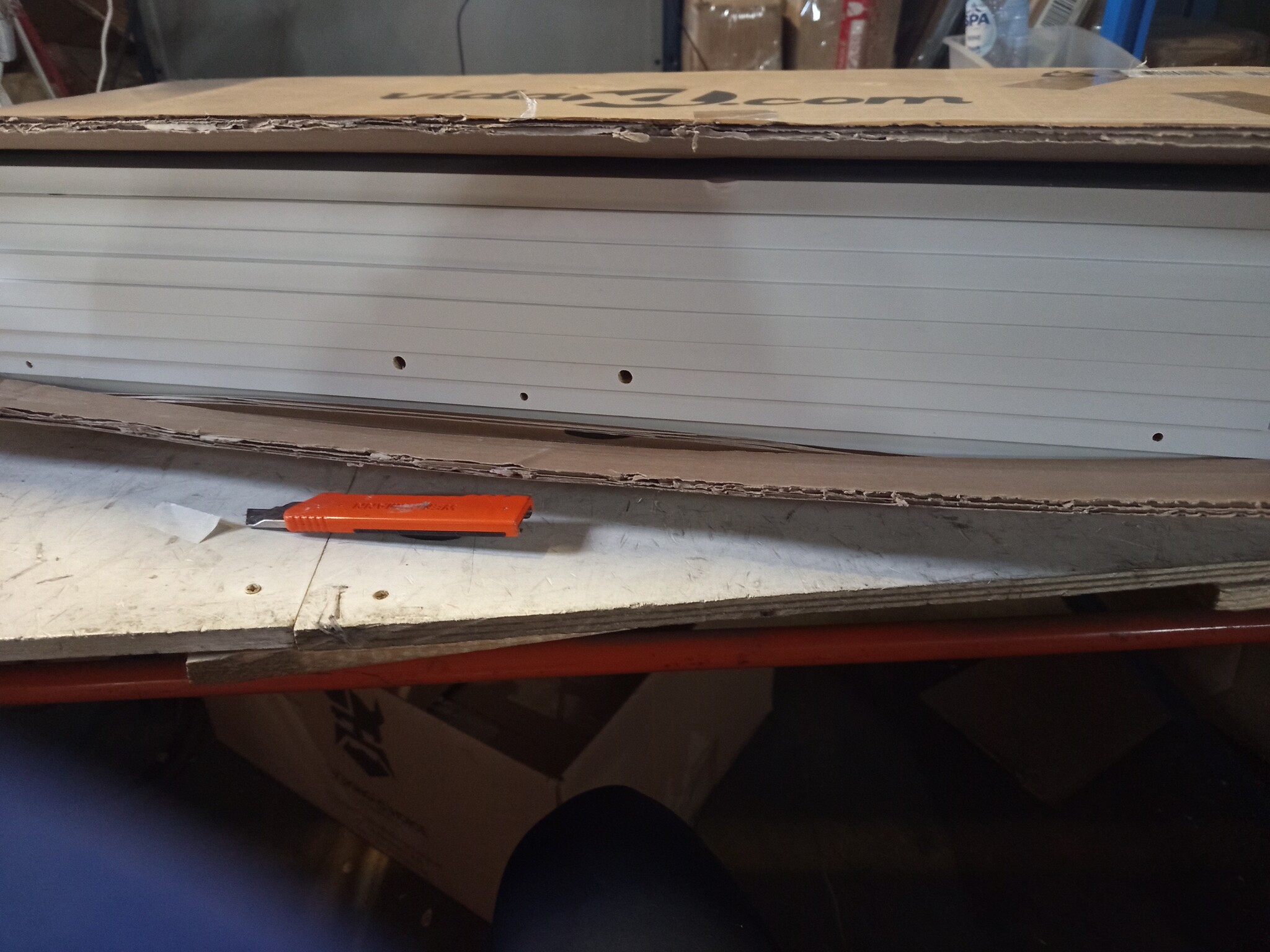 vidaXL Dressoir met LED (77x34x85 cm) - Wit | Nu 55% Korting!