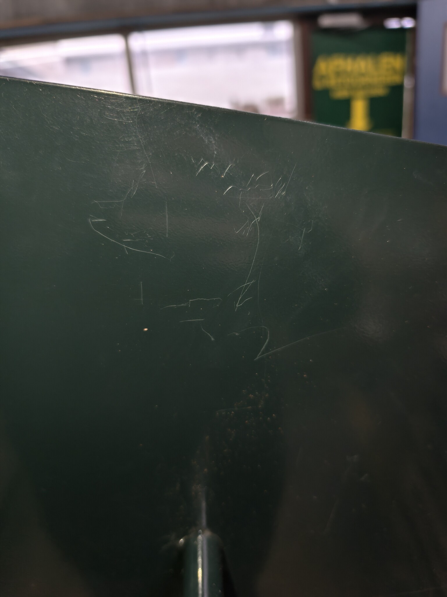 Kunstkerstboom 220 cm Spar - Houten Stam | Nu 40% Korting!