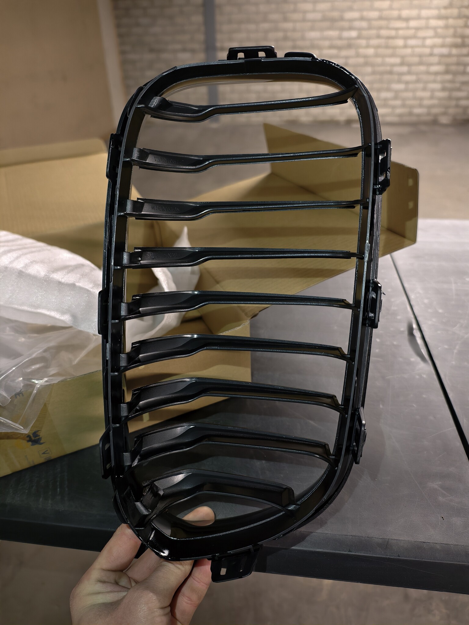 Grill BMW F20/F21 LCI (15-18) GLANZEND ZWART - 50% Korting!