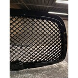 50% KORTING: Grill CHRYSLER 300 C 04-11 Glanzend Zwart (Bentley Stijl)