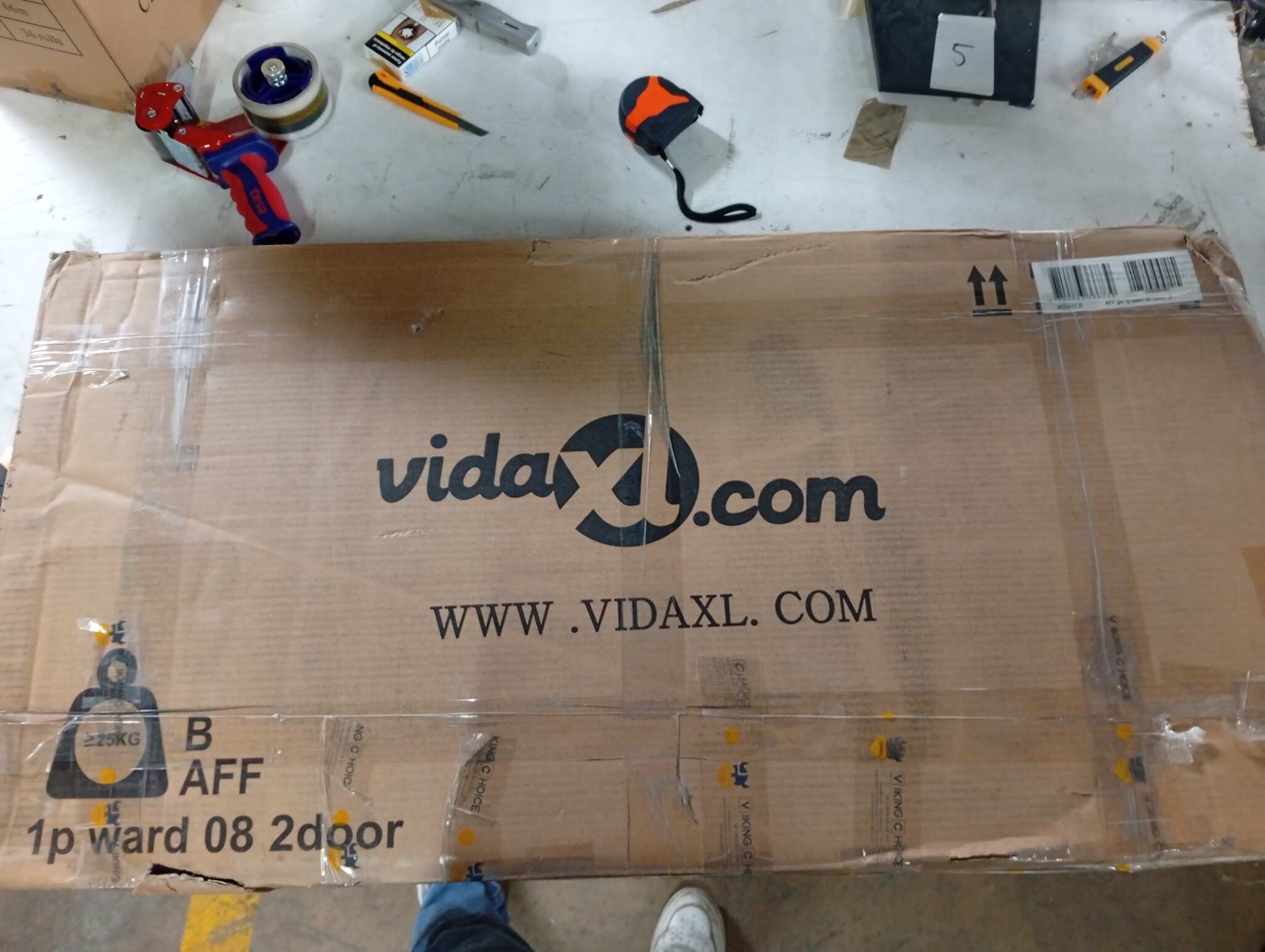 VidaXL Gangkast BODO 50x40x157cm Wit | 67% Korting | Lichte Gebruikssporen