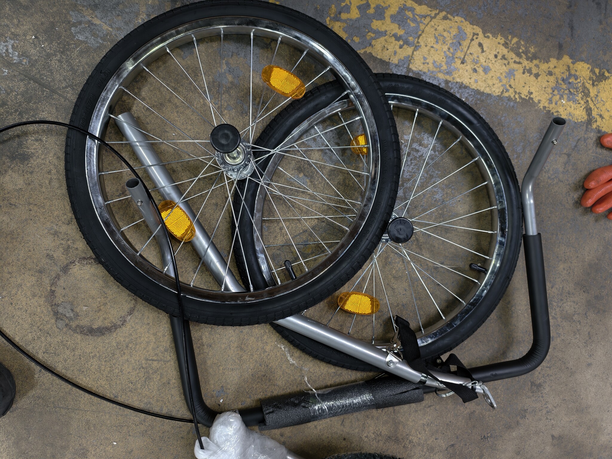 Fietskar Kind - 40% Korting! - Rood - Met Schokbreker & Kinderwagen Functie