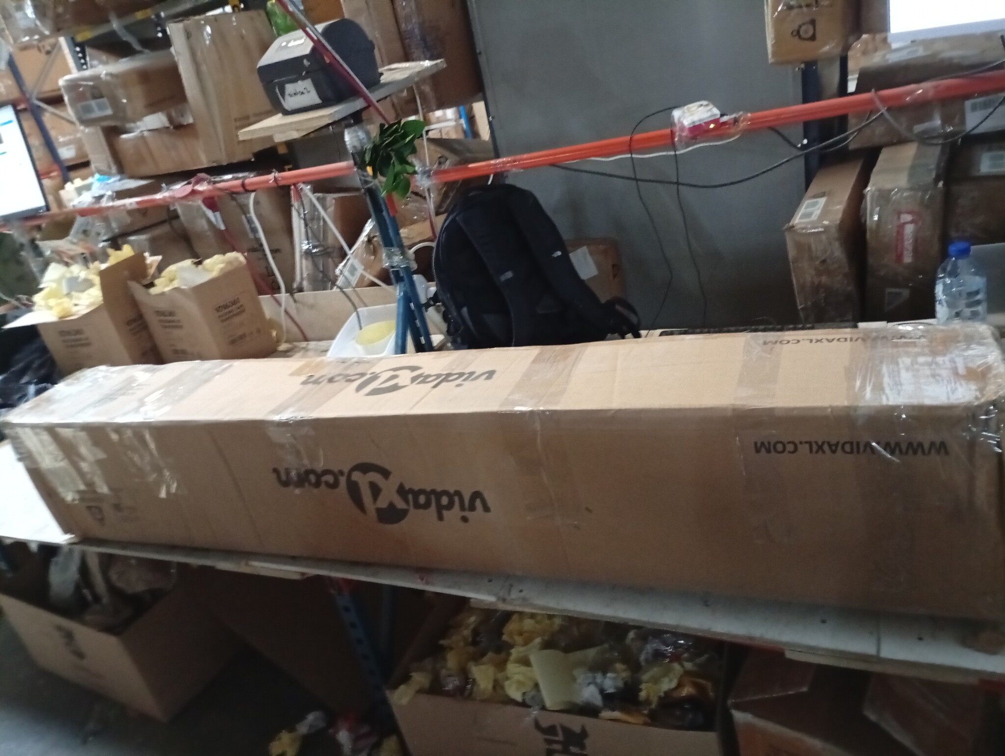 VidaXL Parasol 600cm Taupe - 60% Korting! Licht beschadigd