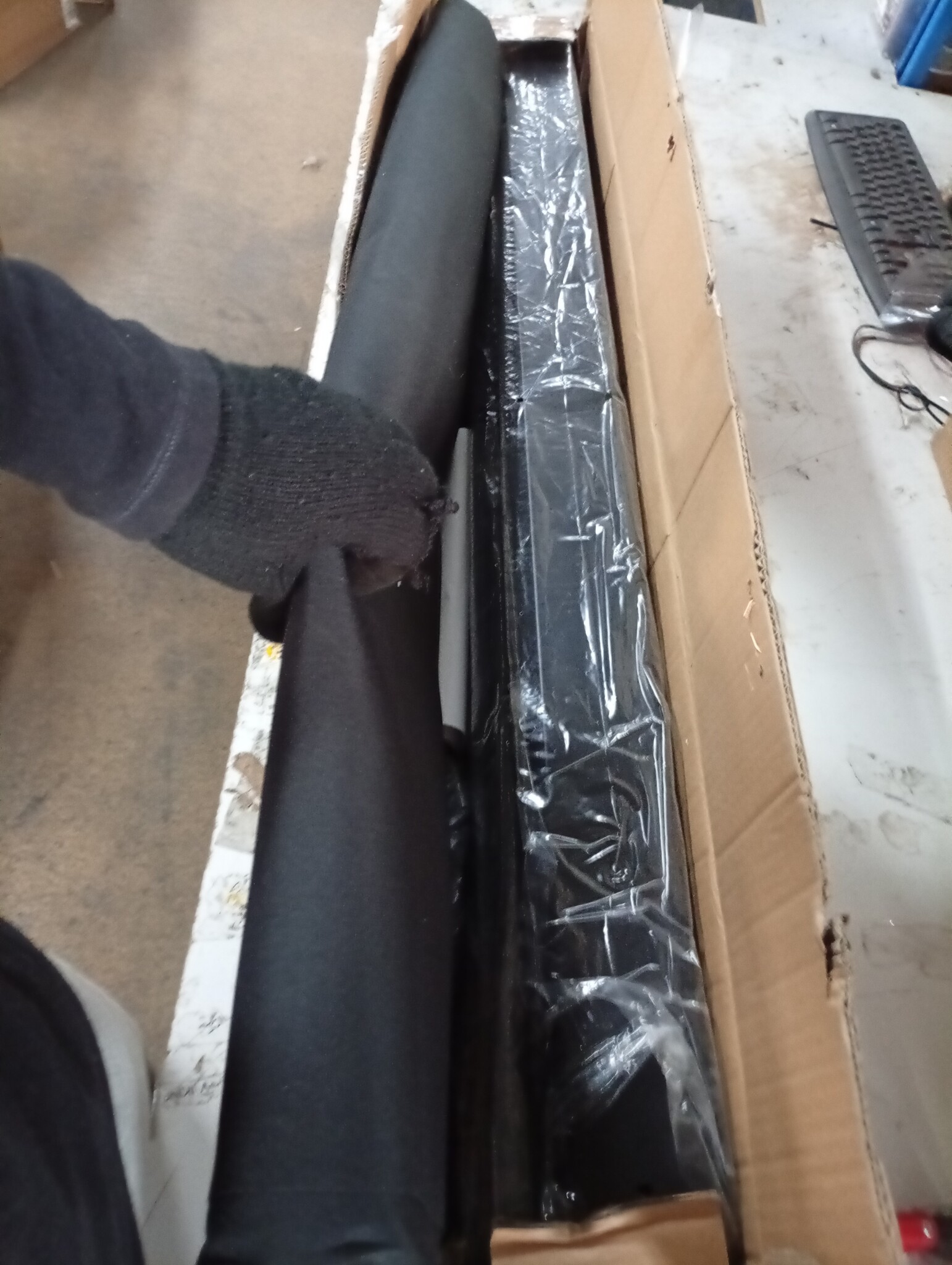 VidaXL Uittrekbaar Windscherm 220x300cm Zwart - 55% Korting!