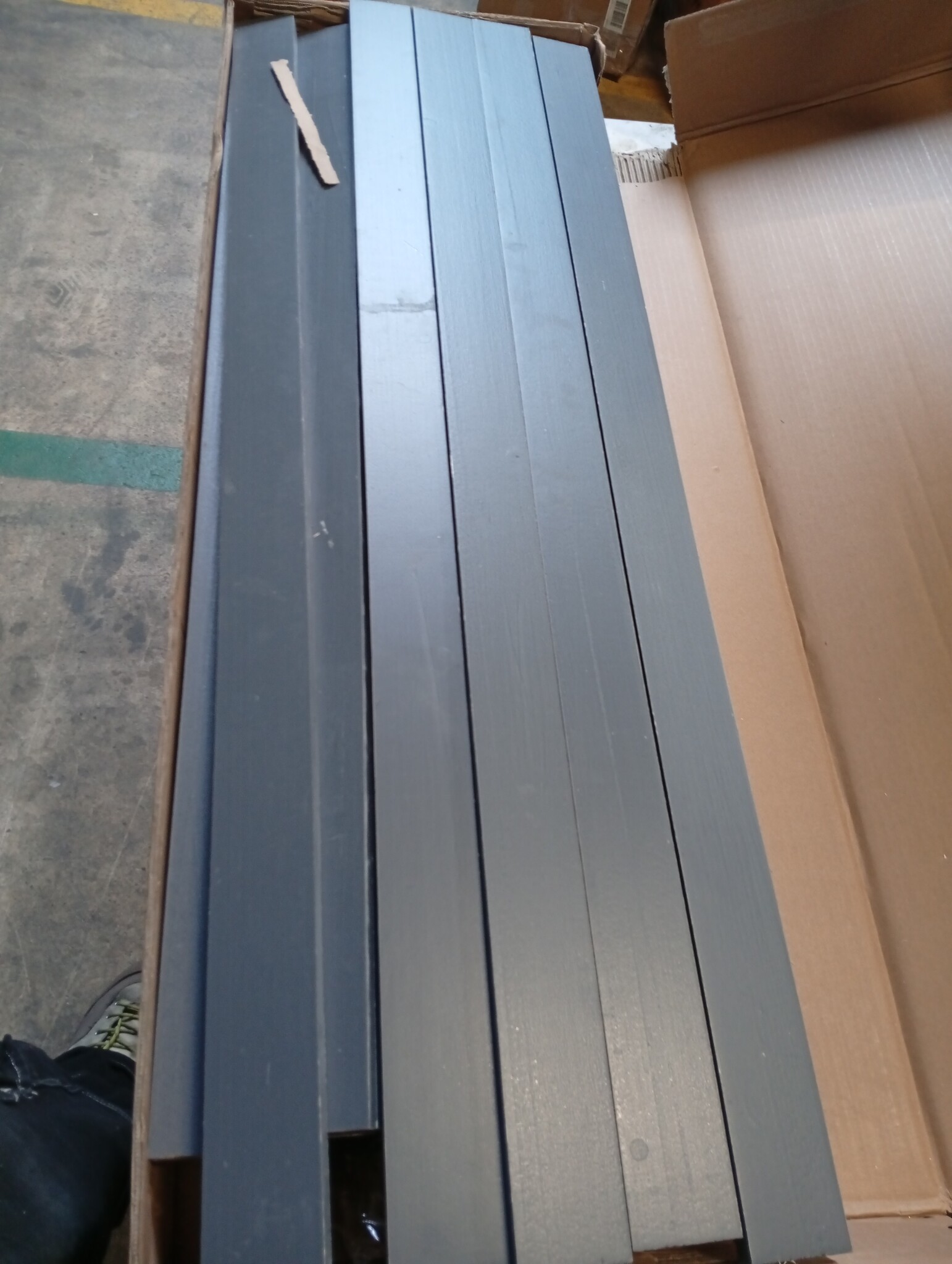 VidaXL Tuinbox Grenenhout Grijs - 60% Korting!