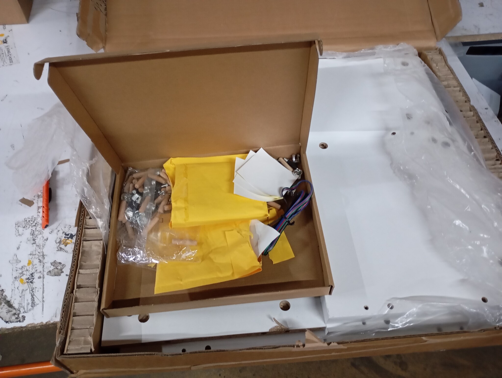 VidaXL Salontafel met LED - 60% KORTING! - Wit, 55x55x31cm