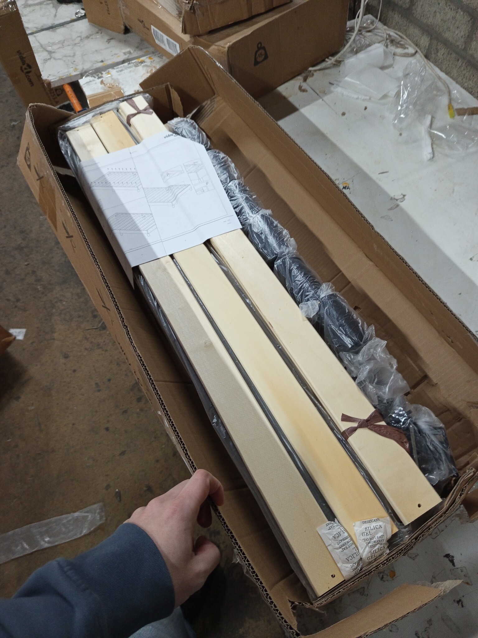 vidaXL Bedframe 100x200cm Stoffen Lichtgrijs - 55% Korting!