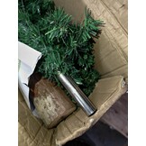 Kunstkerstboom 220 cm - Spar met Houten Stam (40% Korting)