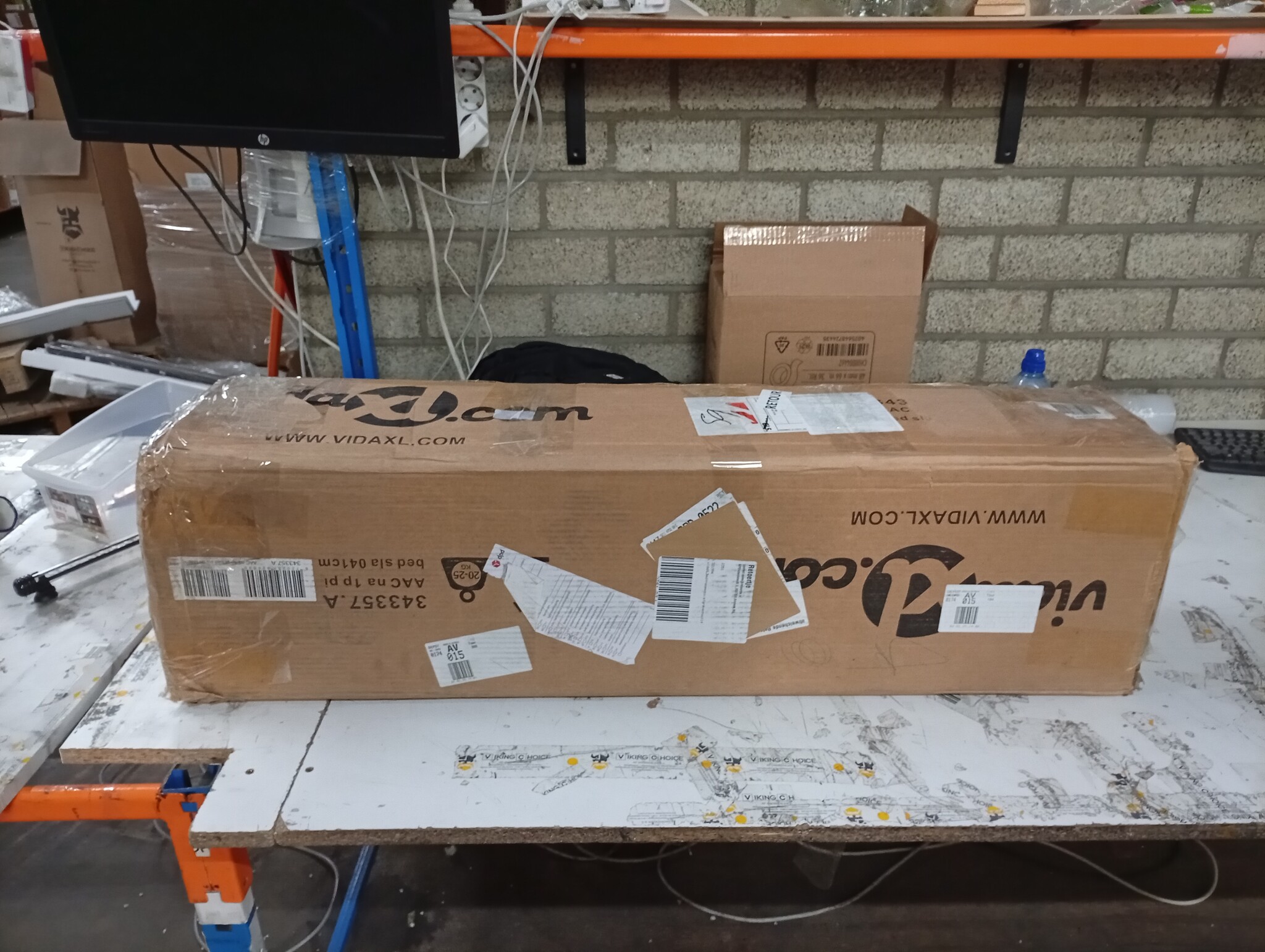 vidaXL Bedframe Grenenhout 140x200 cm - 55% Korting