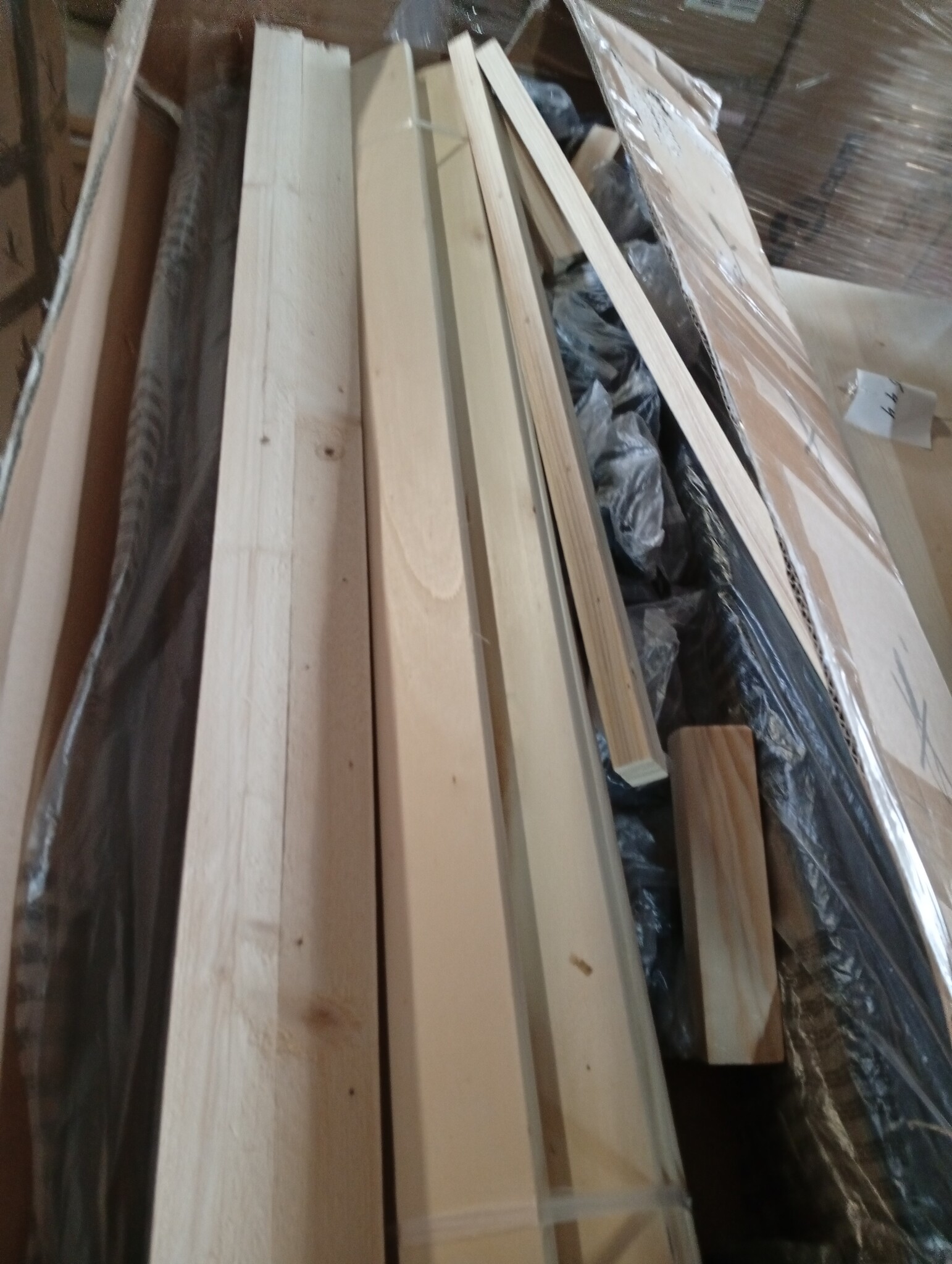 vidaXL Bedframe Stoffen Donkergrijs 180x200 cm - 55% Korting!