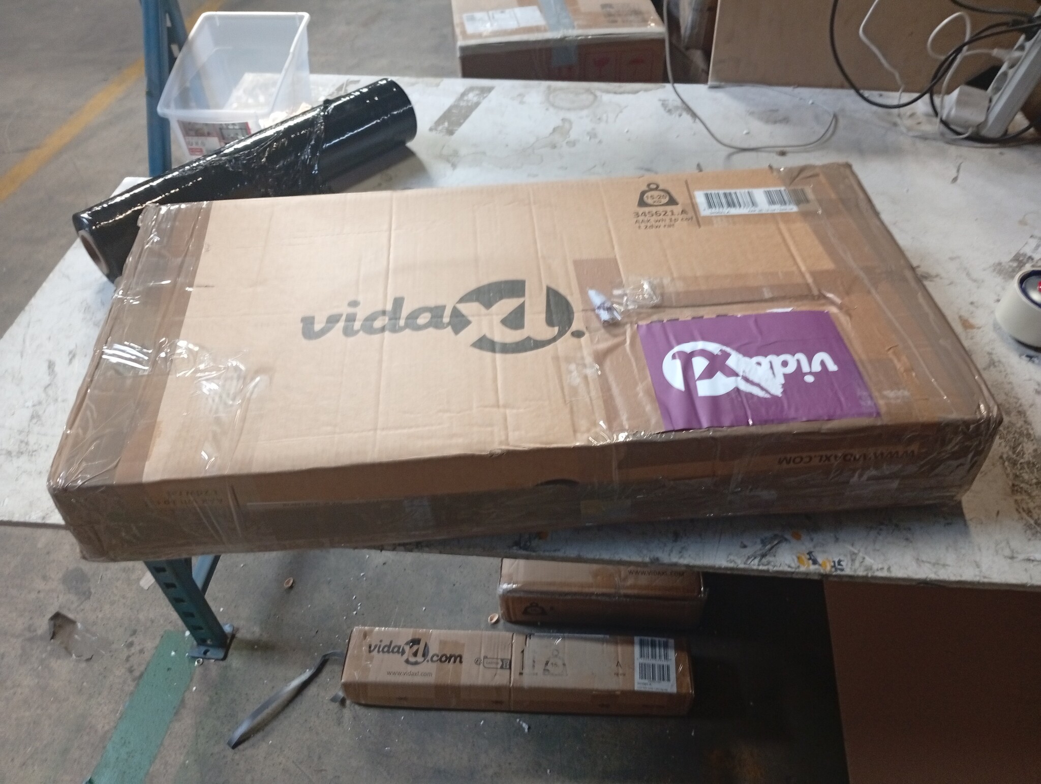 vidaXL Salontafel - 80x40x30 cm - Bewerkt Hout & Grenenhout Wit - 64% Korting