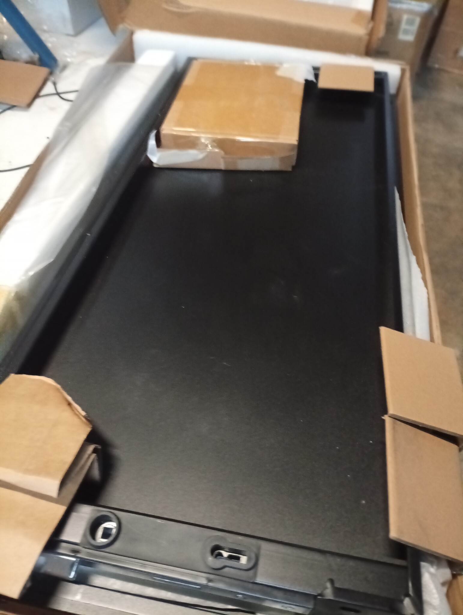 VidaXL Tuinpoort met slot Zwart 105x125cm - 55% Korting!