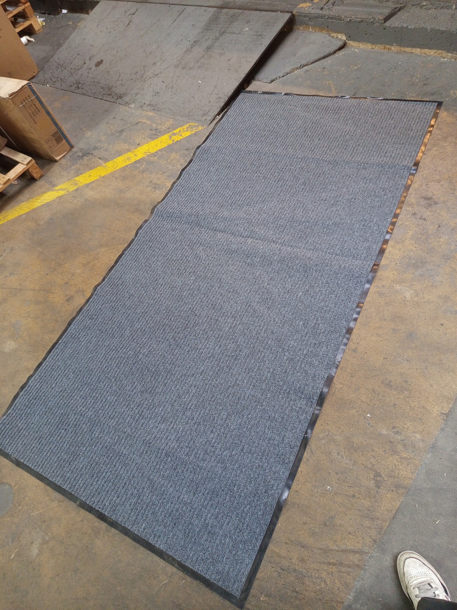 Deurmat XXL Grijs Geribbeld (240x120cm) - 50% Korting!