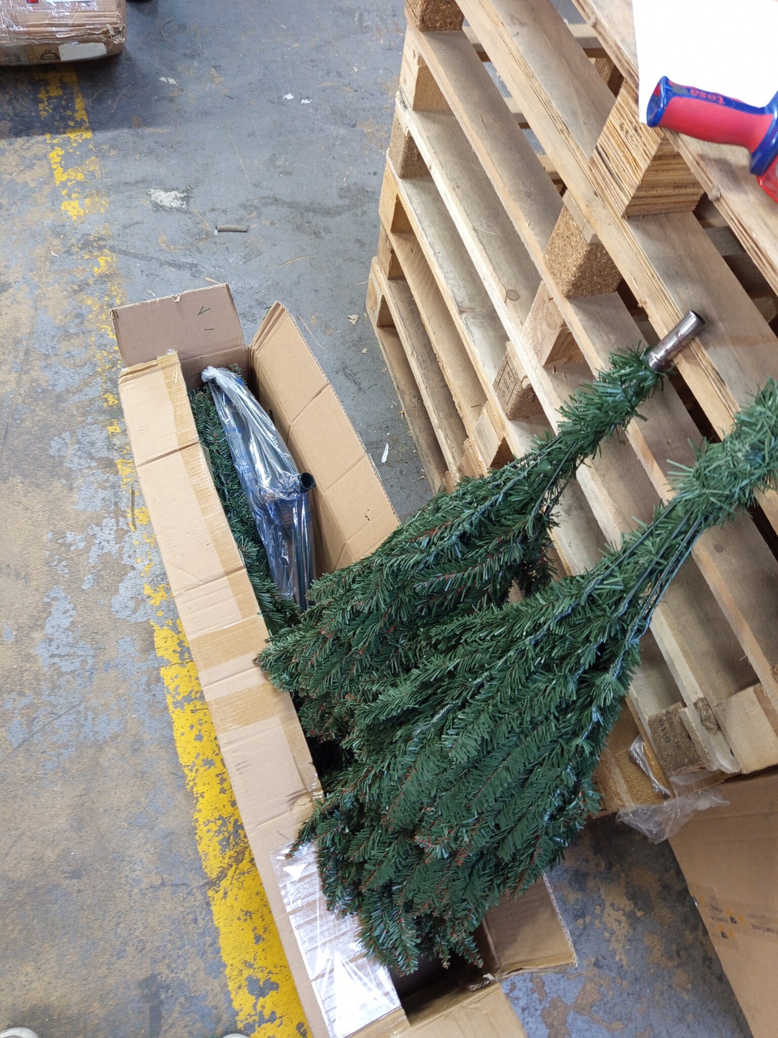 Kunstkerstboom Spar Groen 220 cm - Hoge Dichtheid