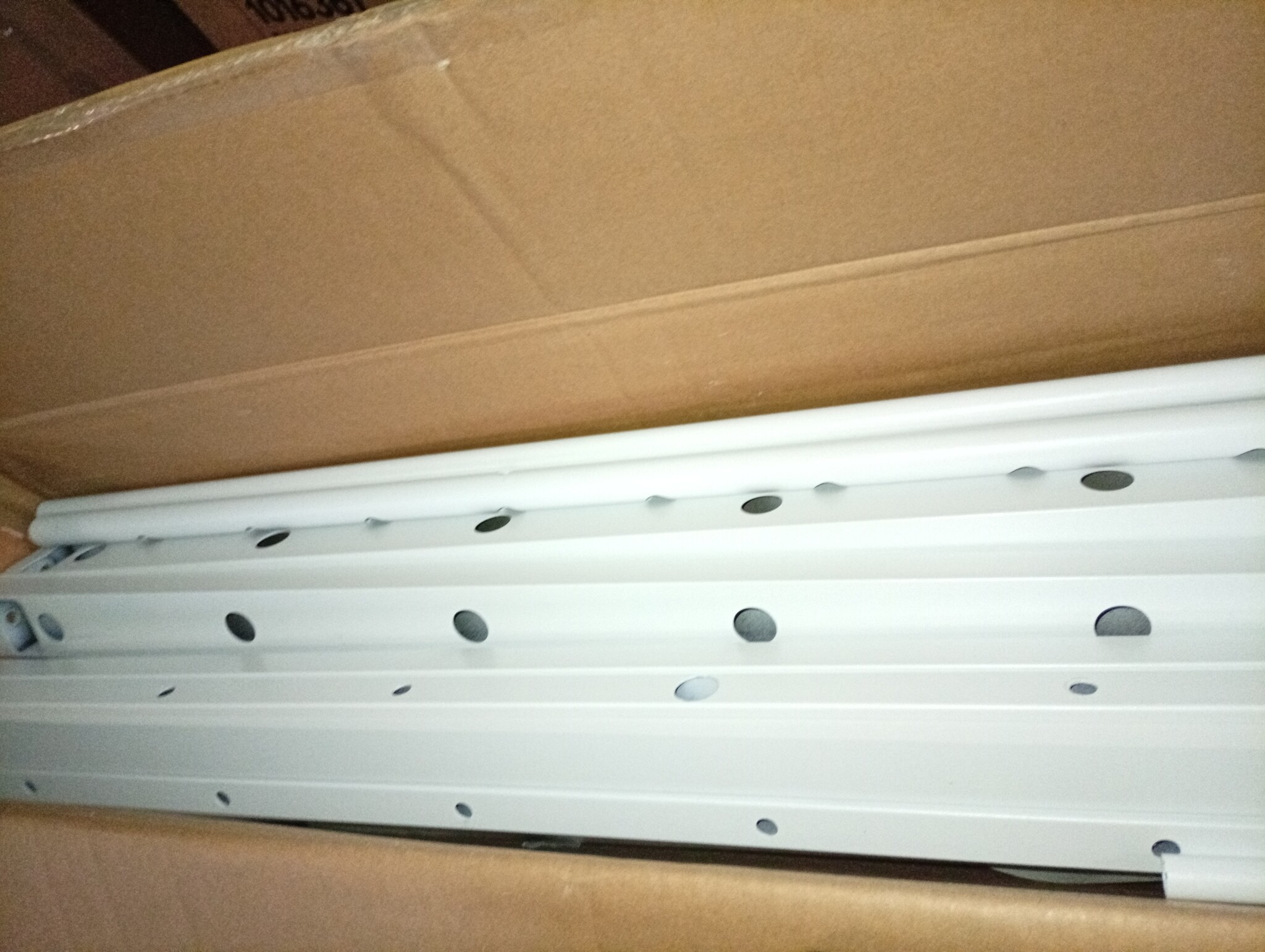 vidaXL Bedframe Metaal Wit 200x200 cm - 60% Korting!